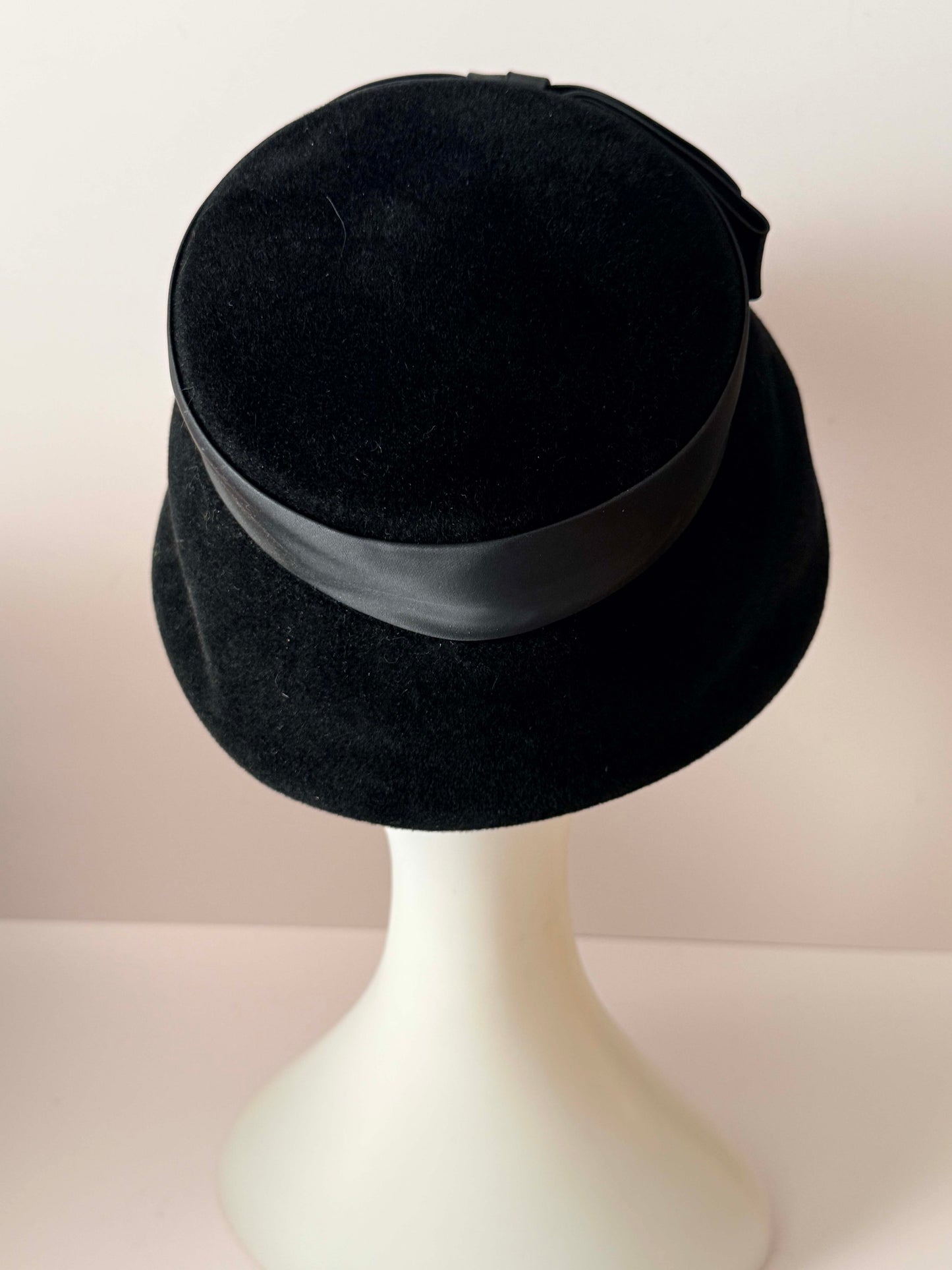 Vintage Black Wool Bucket Hat | Wilshire Italy Hat | 1960s Black Felt Hat |Audrey Hepburn Bucket Hat | Classic Ribbon Bow Hat