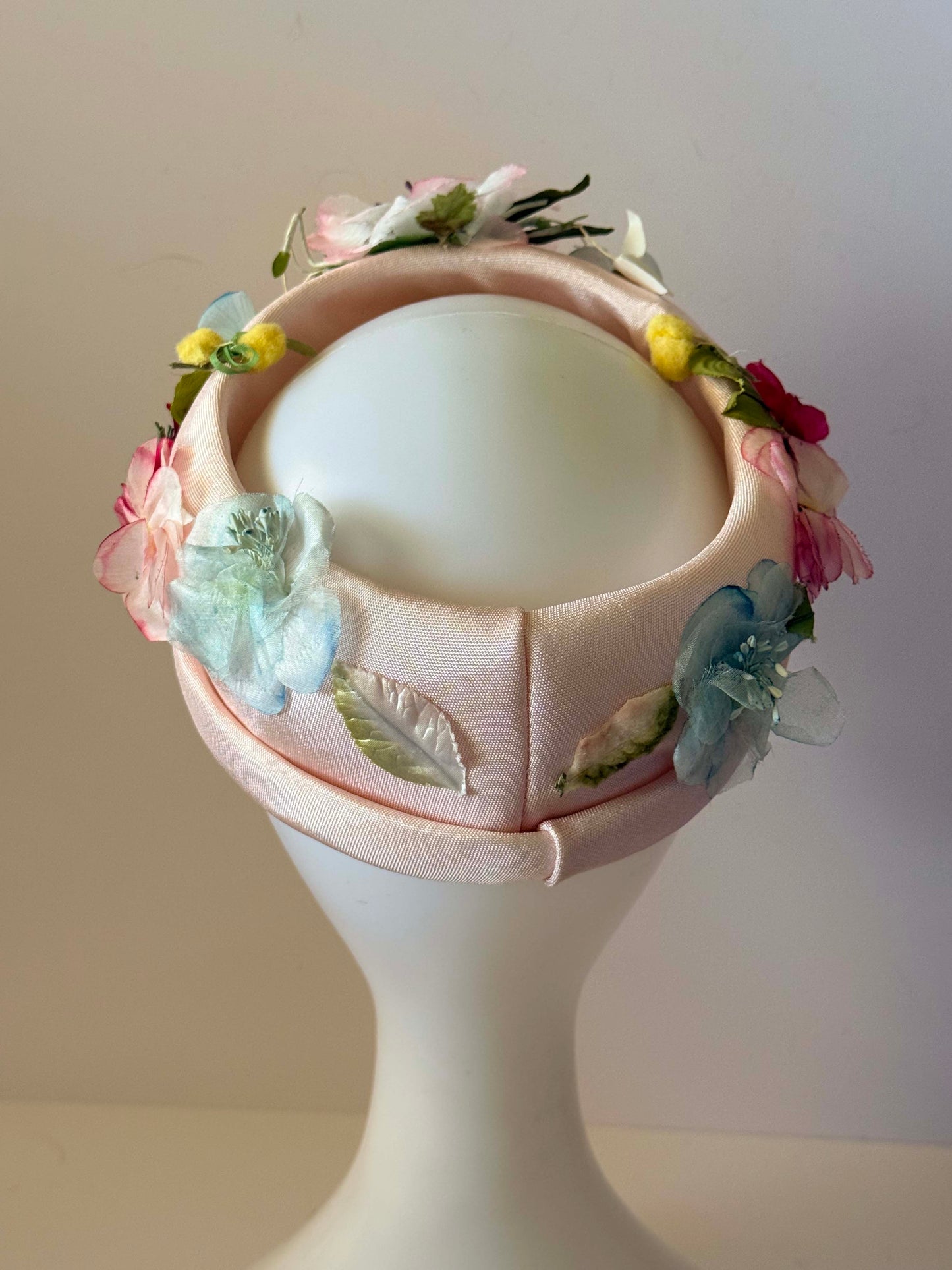 Vintage Floral Halo Hat | 1960s Pink Garden Party Hat | Pastel Flower Fascinator | Easter Hat | Tea Party Millinery | Wedding Guest Hat