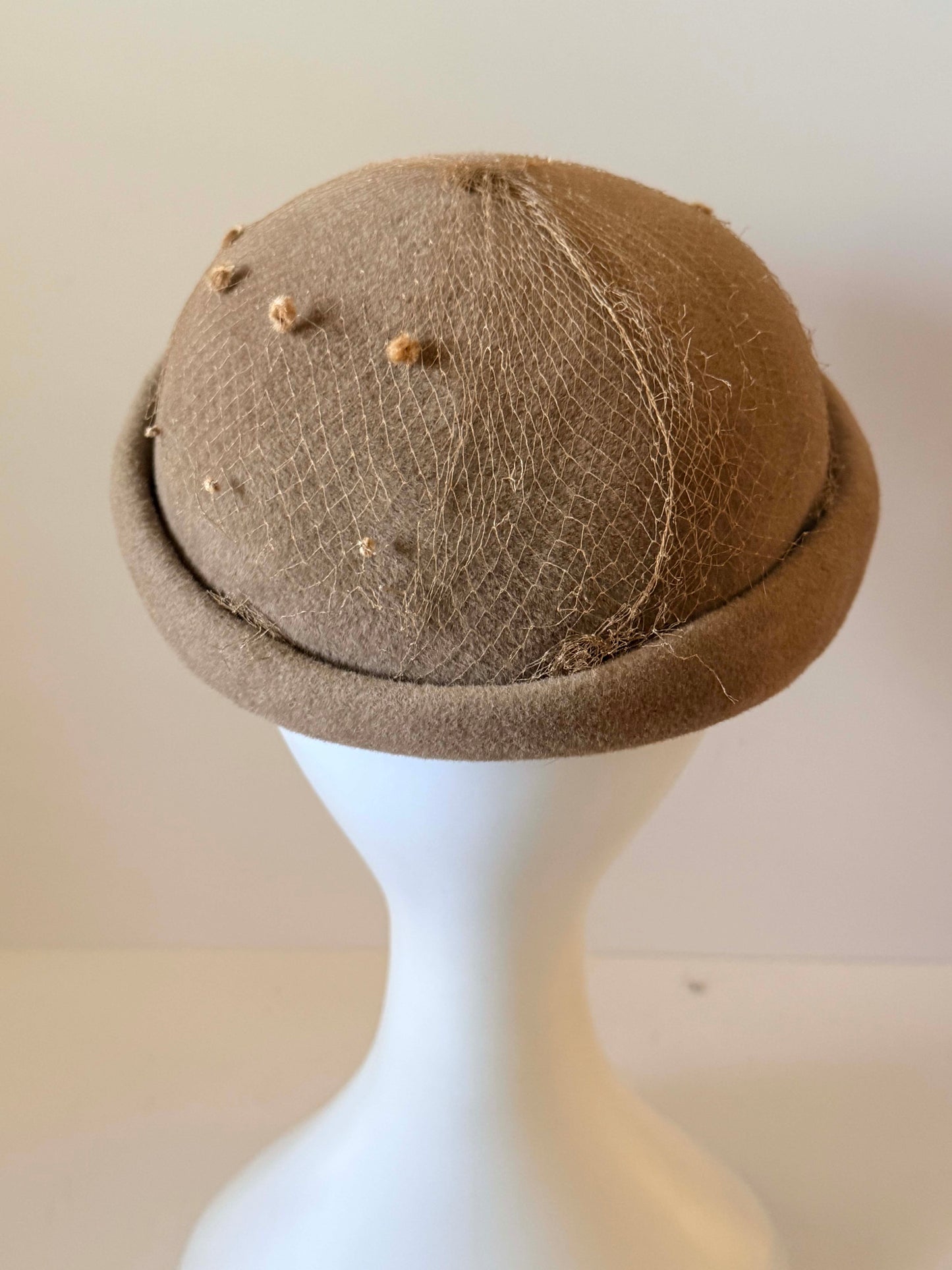 Vintage Flo-Denis Paris New York Hat | Taupe Wool Felt Cloche Hat | 1950s Veiled Cocktail Hat | French Millinery