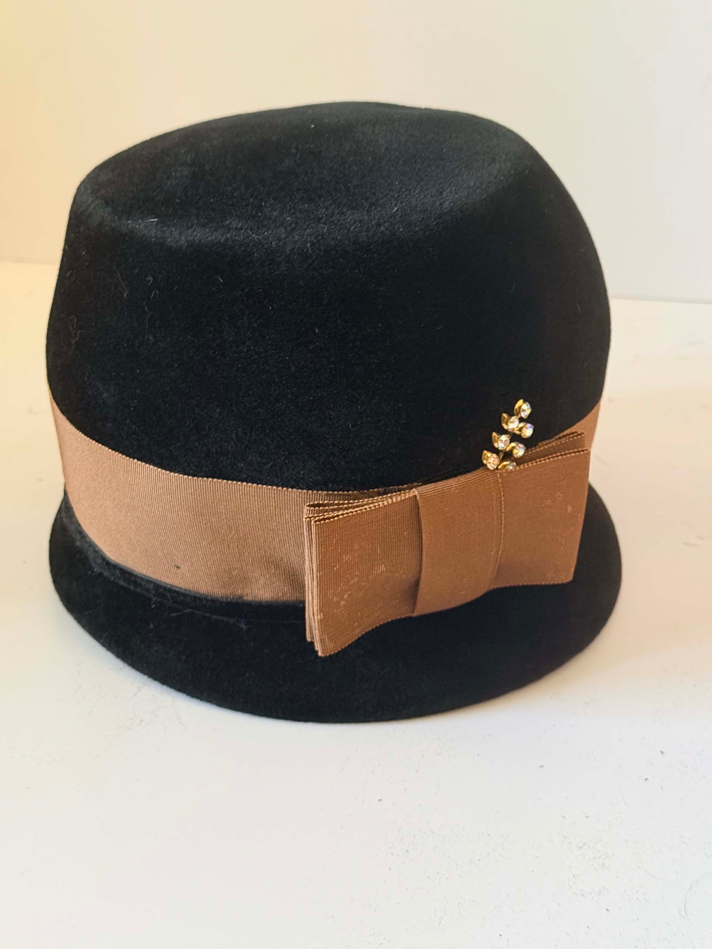Vintage Roberta Bernays Black Velour Cloche Hat | 1960s Designer Hat | Black Felt Bucket Hat | Mod Cocktail Hat | Rhinestone Accent