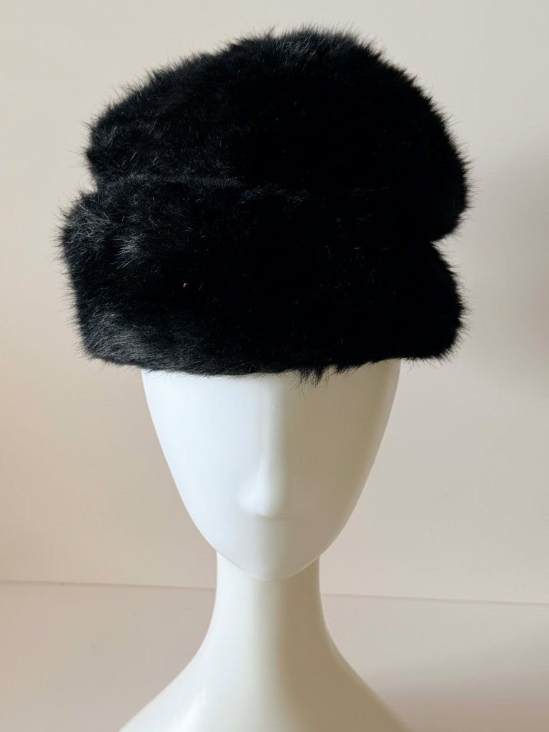 1940s–1960s Vintage Black Fur Hat | Classic Mid-Century Winter Elegance