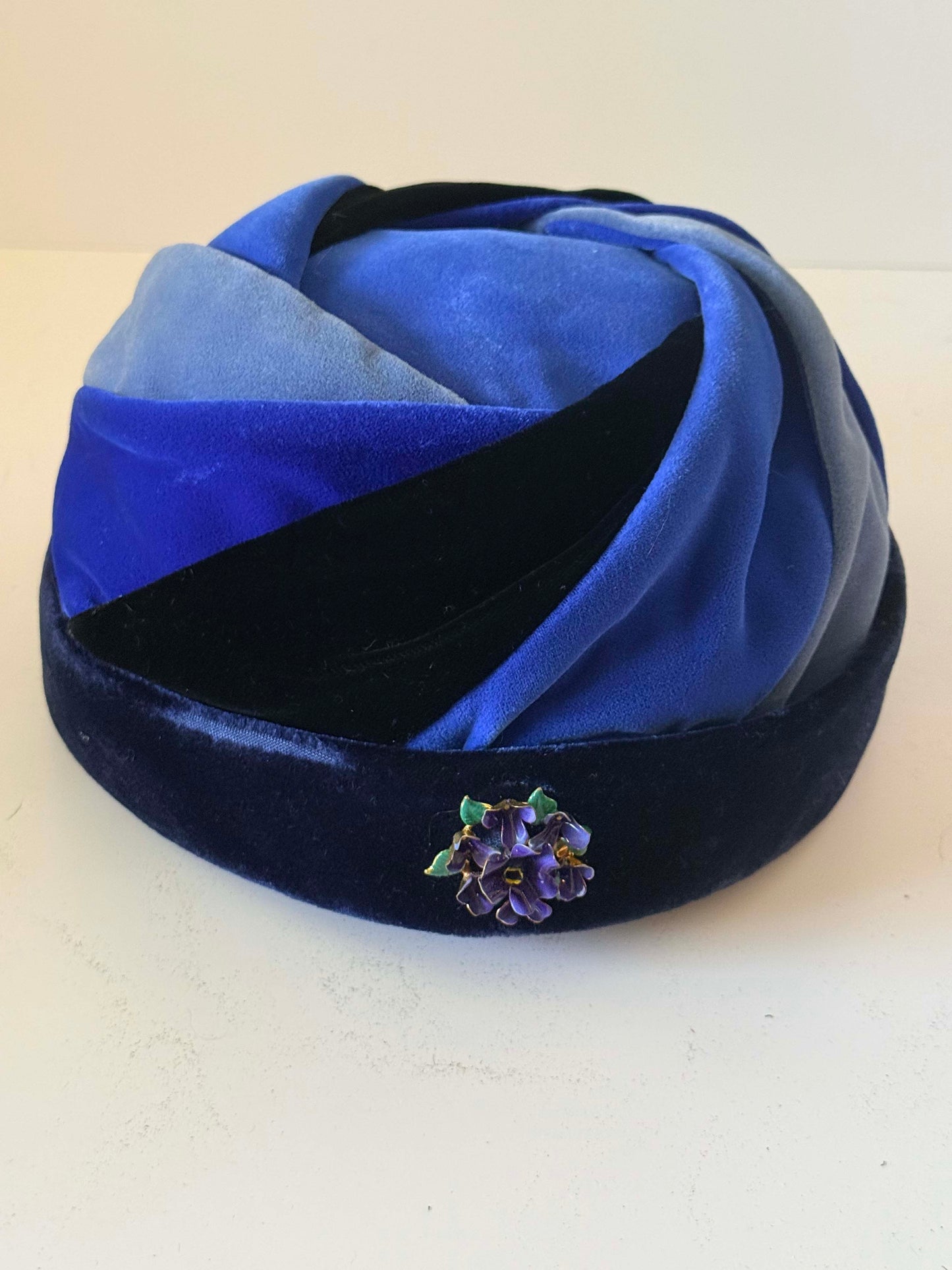 Vintage Delmore Blue Velvet Turban Hat | 1960s Blue Velvet Pillbox Hat | Mod Cocktail Hat | Royal Blue Headpiece | Mid Century Millinery