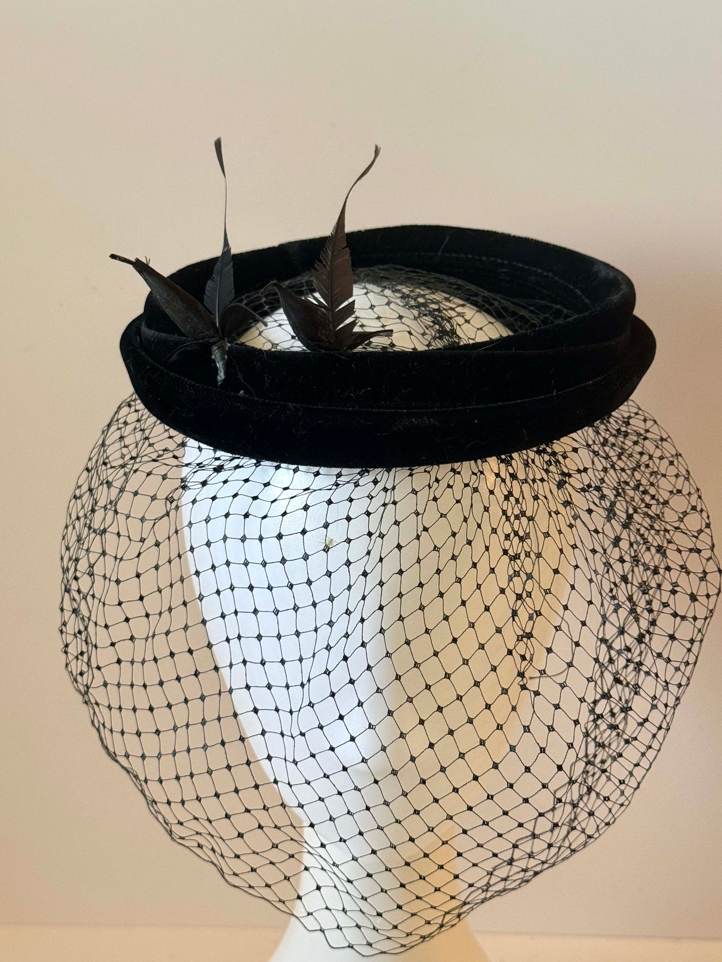 Vintage Black Velvet Halo Hat with Birdcage Veil | 1950s Cocktail Fascinator | Gothic Bridal Hat | Mid Century Millinery | Vintage Mourning Style Headpiece