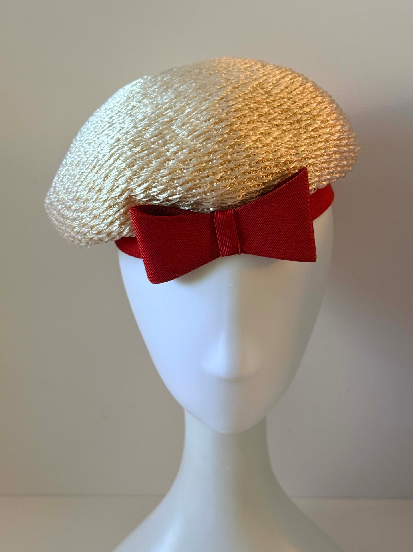 Vintage Ivory Straw Pillbox Hat with Red Bow | 1950s Cocktail Hat | Mid Century Fascinator | Summer Church Hat | Kentucky Derby Style
