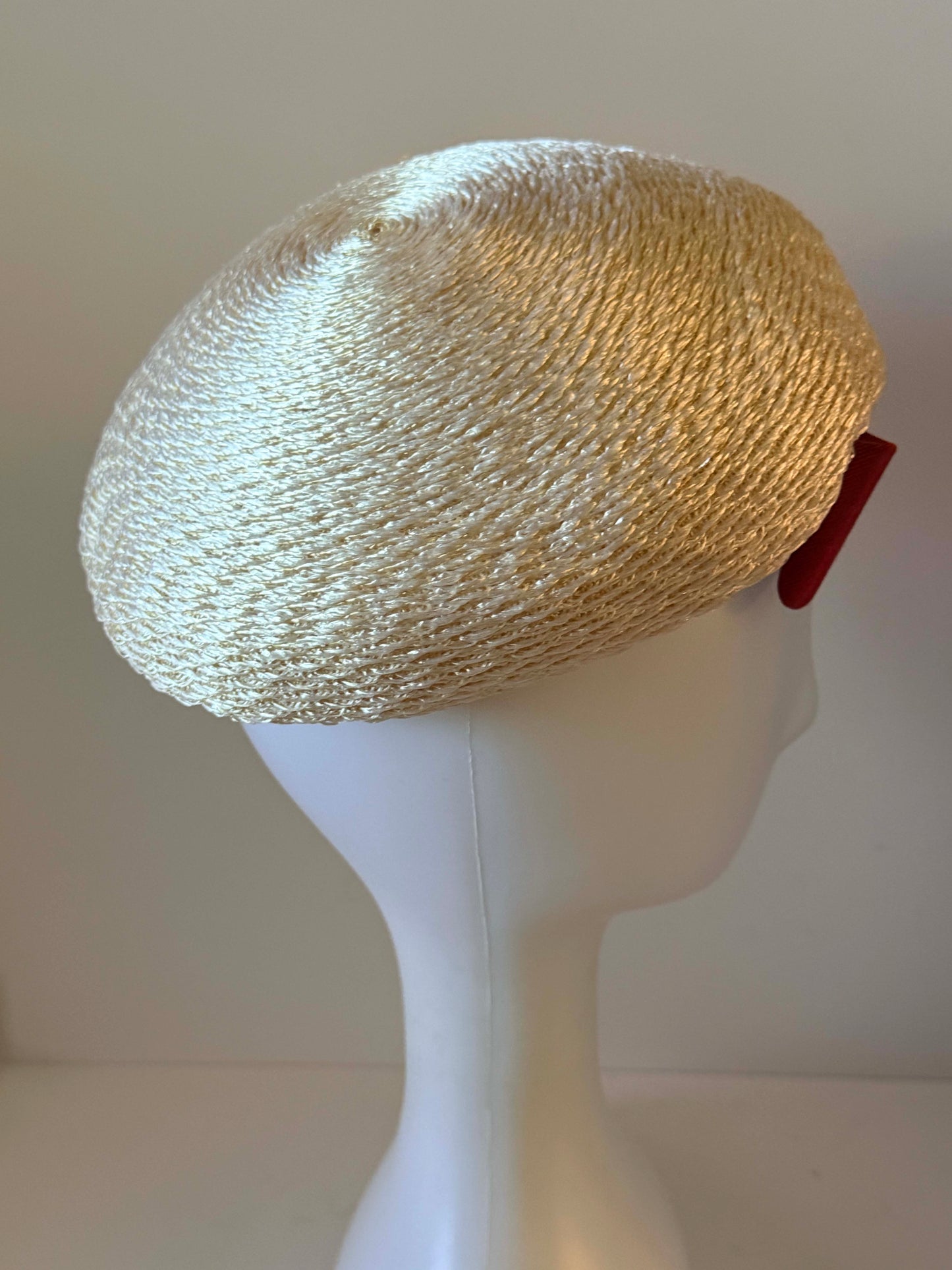 Vintage Ivory Straw Pillbox Hat with Red Bow | 1950s Cocktail Hat | Mid Century Fascinator | Summer Church Hat | Kentucky Derby Style