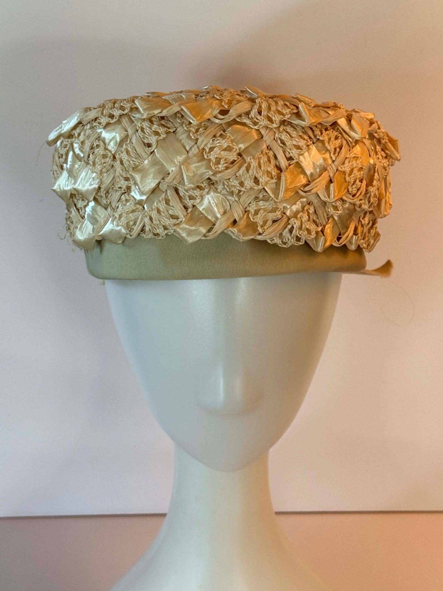 Vintage Leon 1960s Raffia Pillbox Hat | Ivory Textured Cocktail Hat | Bridal Fascinator | Mid Century Millinery