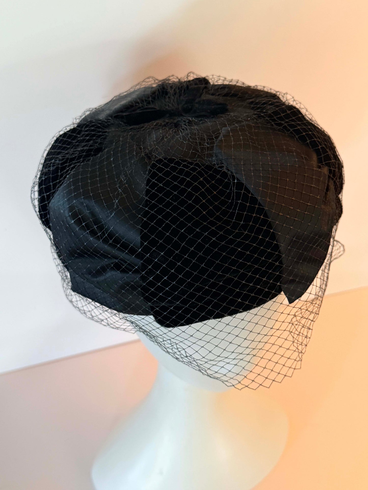 Vintage Black Birdcage Veil Hat | 1950s Satin Cocktail Hat | Veil Ready Fascinator | Elegant Vintage Bridal Hat | Mid-Century Millinery