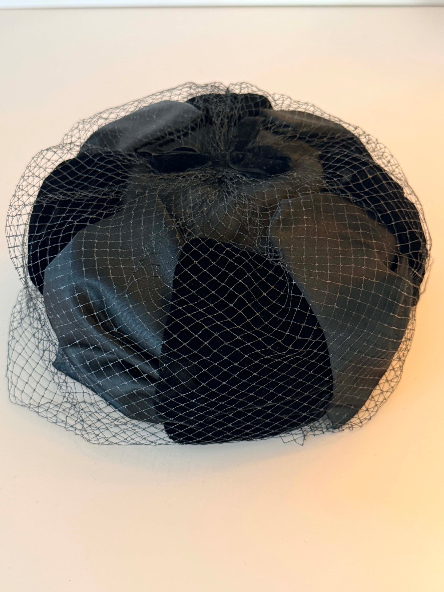 Vintage Black Birdcage Veil Hat | 1950s Satin Cocktail Hat | Veil Ready Fascinator | Elegant Vintage Bridal Hat | Mid-Century Millinery