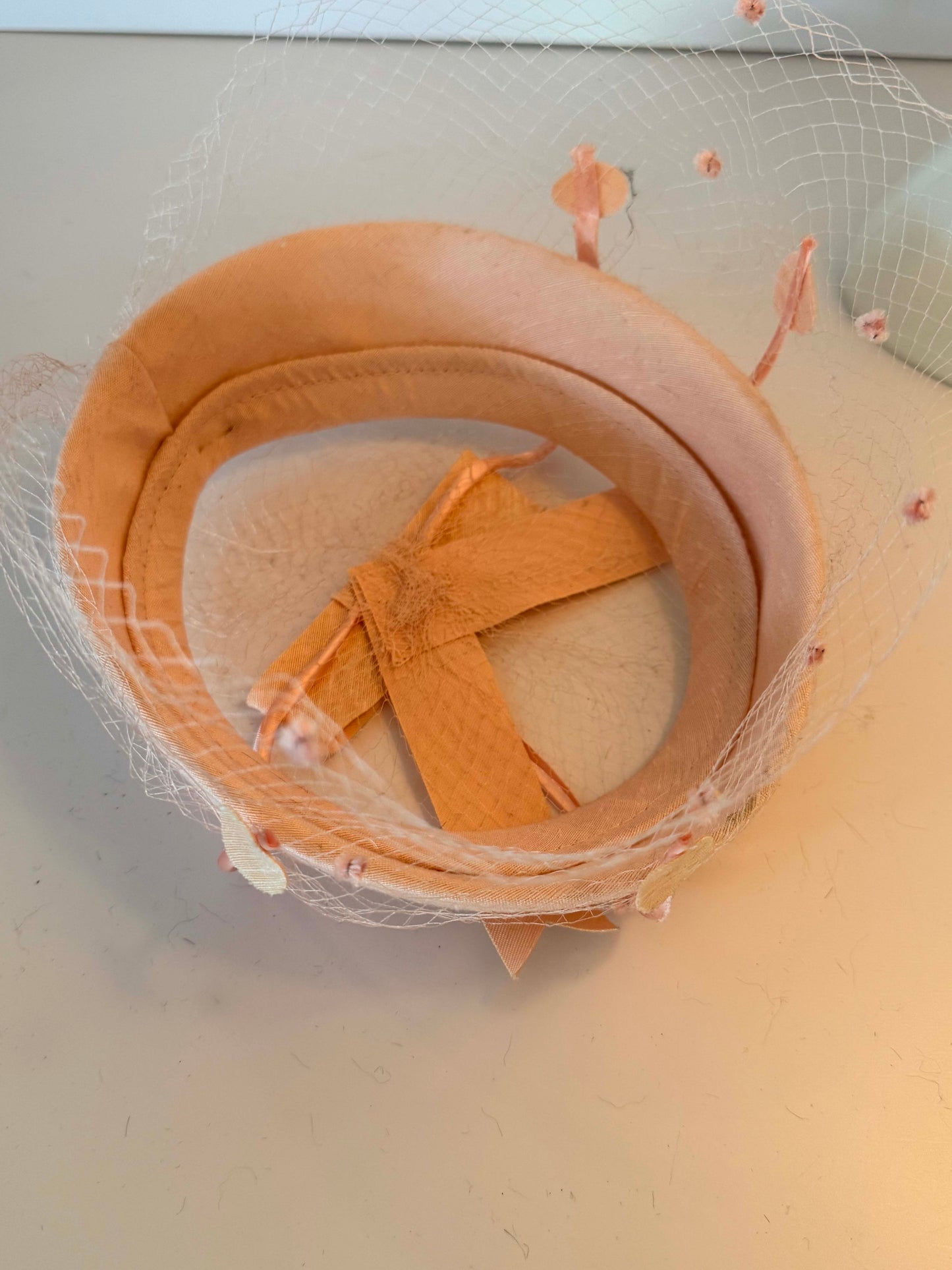 Vintage Blush Pink Veiled Pillbox Hat 1960s Pink Fascinator Bridal Hat Wedding Cocktail Church Easter Tea Party Jackie Kennedy Style