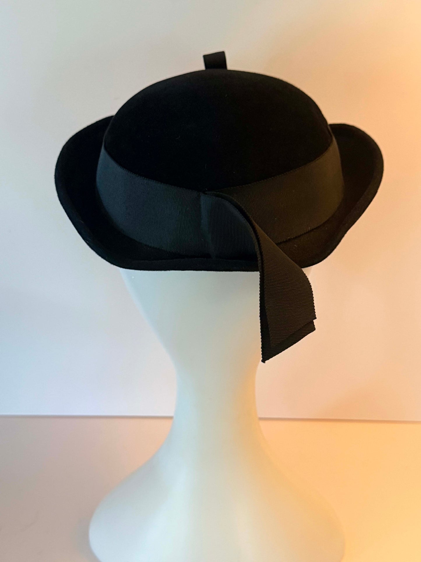 Vintage Black Velour Bowler Hat, Genelli Wool Felt Derby Hat, Rhinestone Star Brooch, Classic Cocktail Hat, Women's Vintage Fedora