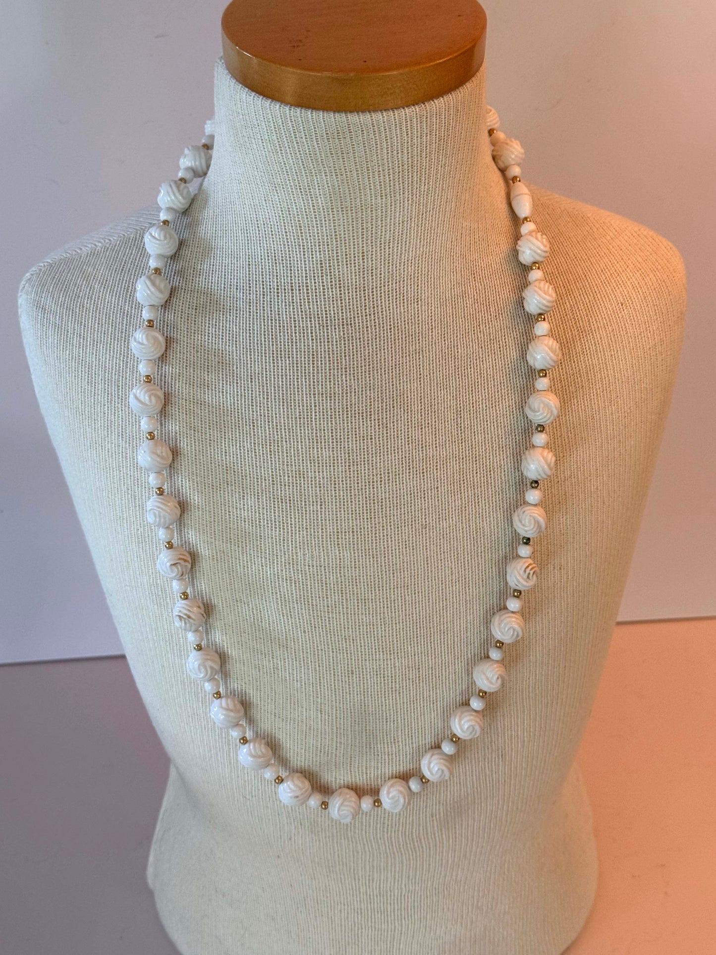 Vintage White Lucite Swirl Necklace Mid Century Beaded Necklace Ivory Retro Costume Jewelry
