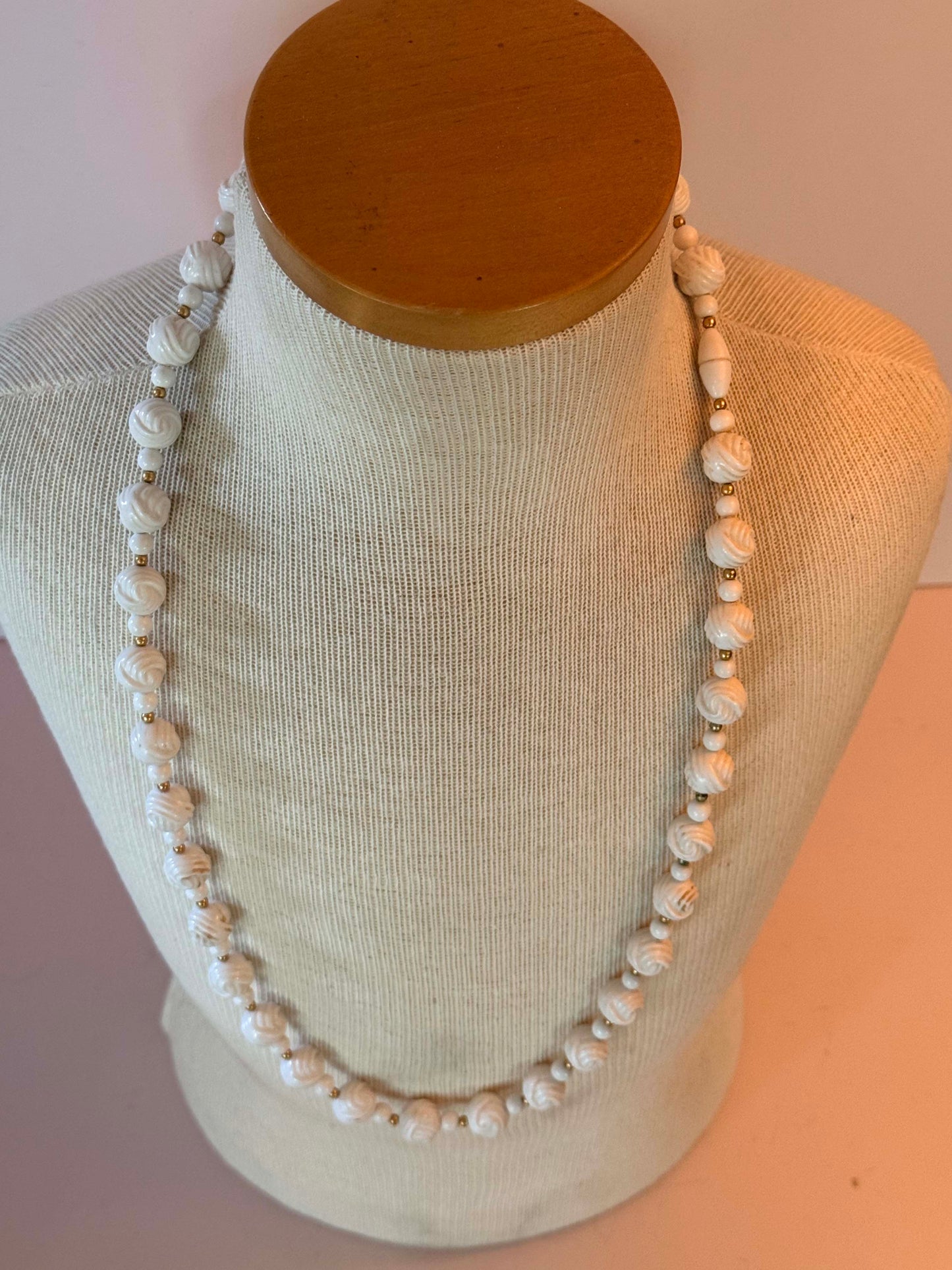 Vintage White Lucite Swirl Necklace Mid Century Beaded Necklace Ivory Retro Costume Jewelry