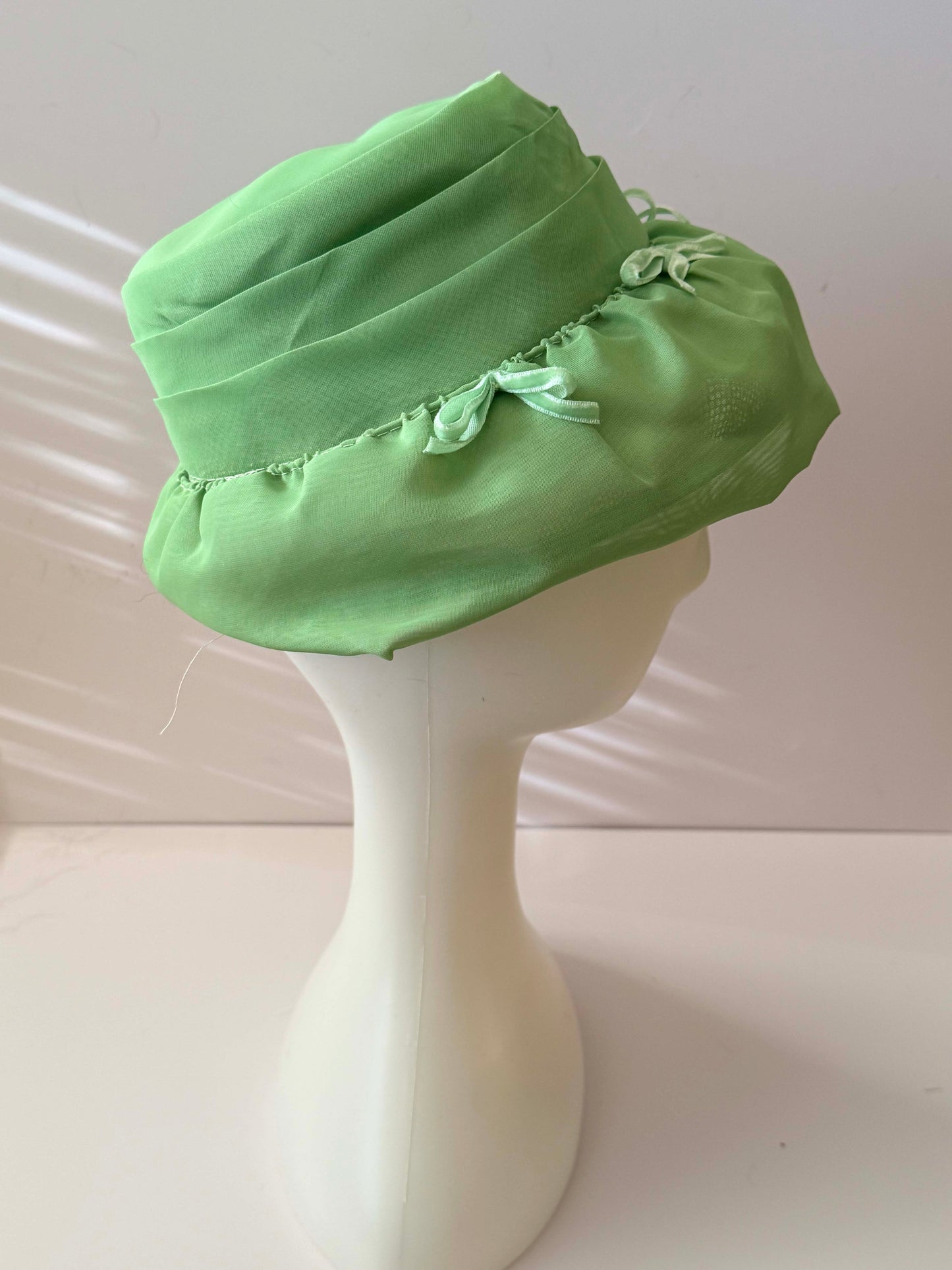 1960s Mint Lime Green Chiffon Hat – Vintage Sheer Mid Century Dress Hat