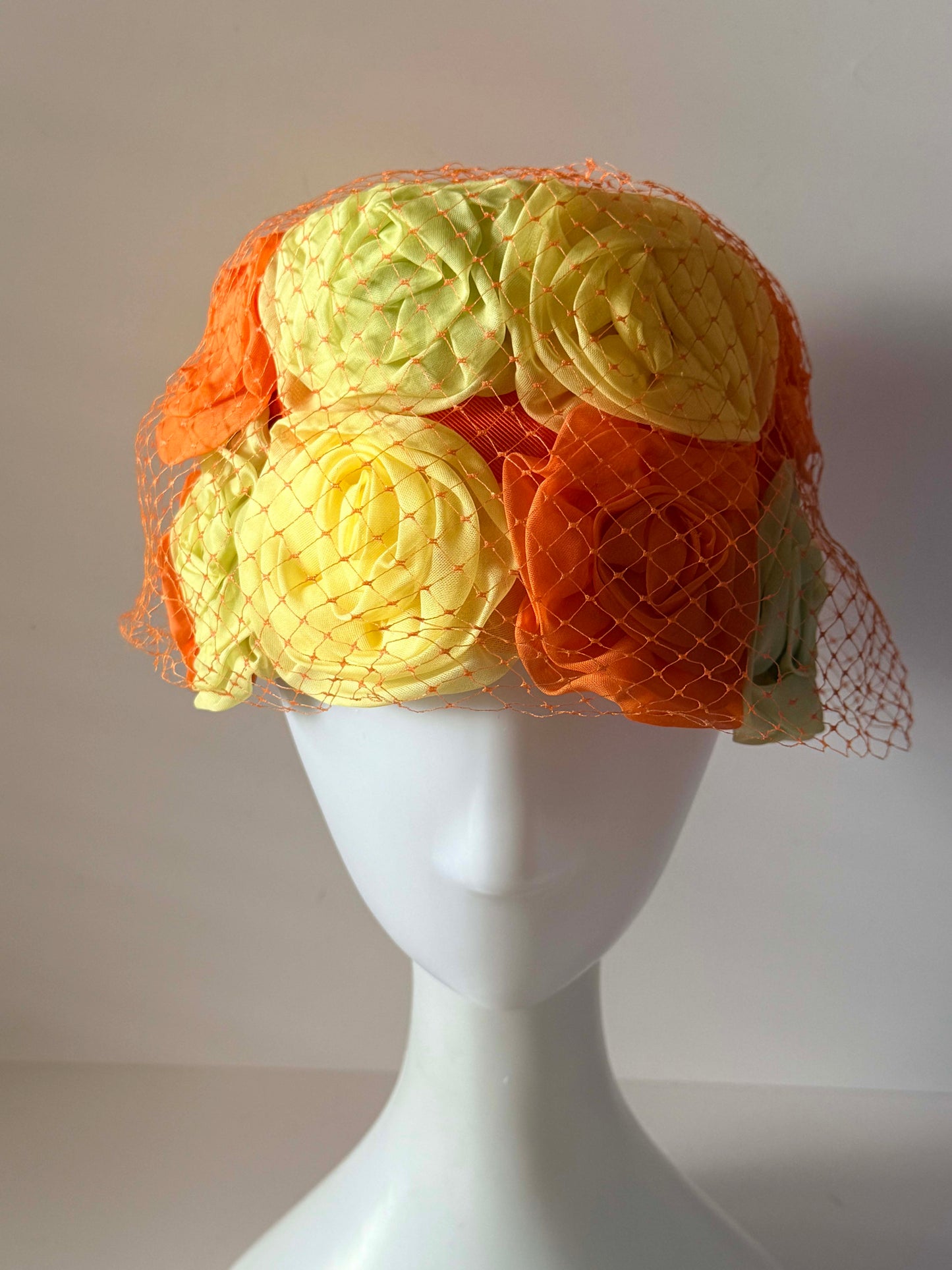 Vintage Wilshire Floral Toque Hat, 1960s Peach Yellow Rosette Hat, Veiled Cocktail Hat, Mid Century Millinery, Wedding Guest Hat, Easter Hat