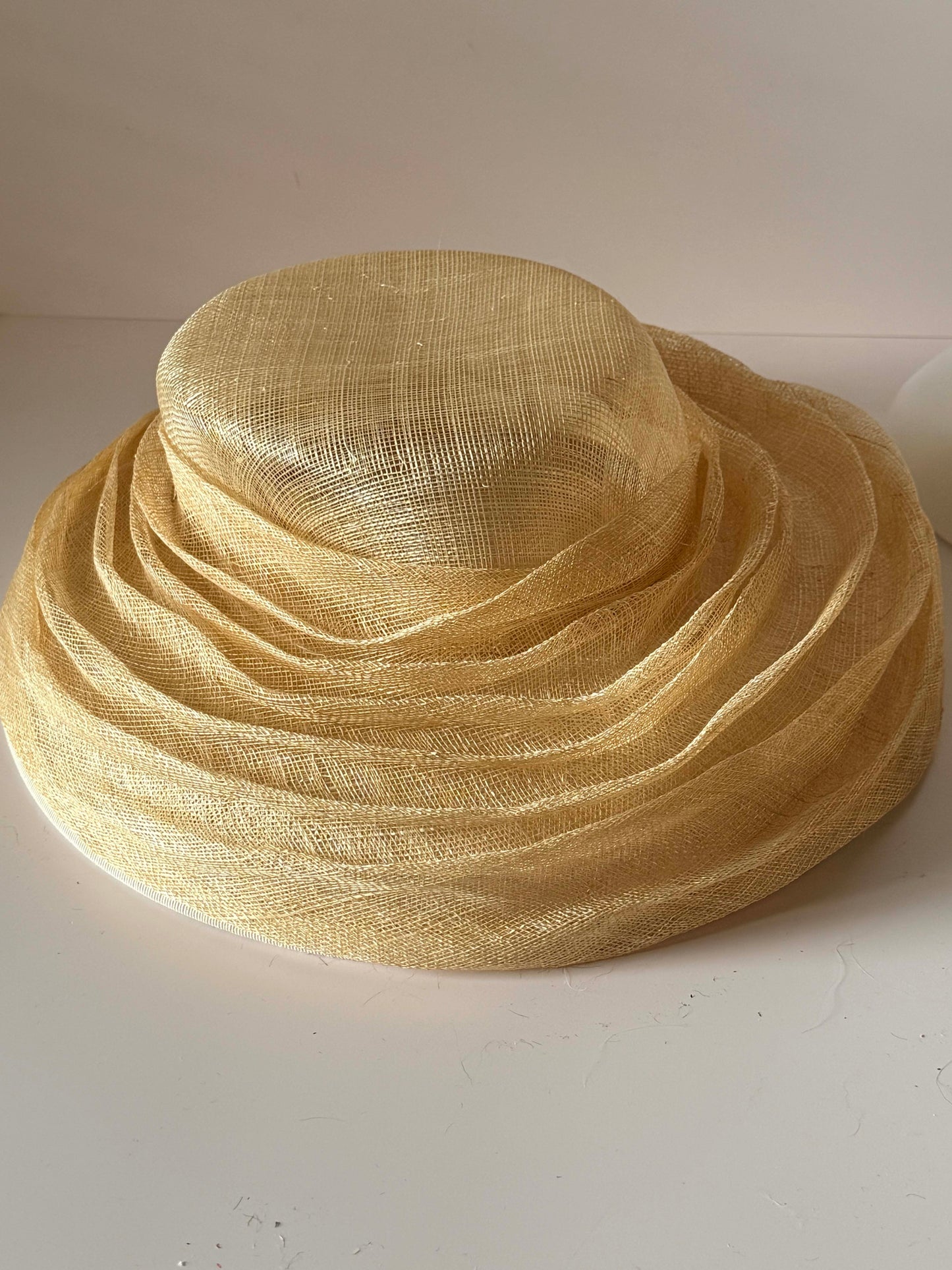 Vintage Natural Straw Picture Hat, Wide Brim Sinamay Hat, Wedding Hat, Kentucky Derby Hat, Church Hat, Garden Party Hat, Neutral Vintage Millinery
