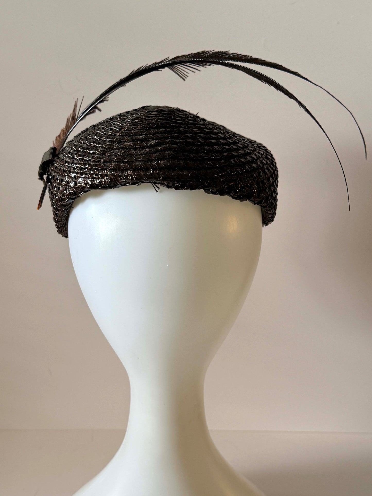 Vintage Brown Raffia Tilt Hat, Asymmetrical Cocktail Hat, Feather Fascinator, 1950s Millinery, Sculptural Straw Hat, Derby Hat, Wedding Guest Hat