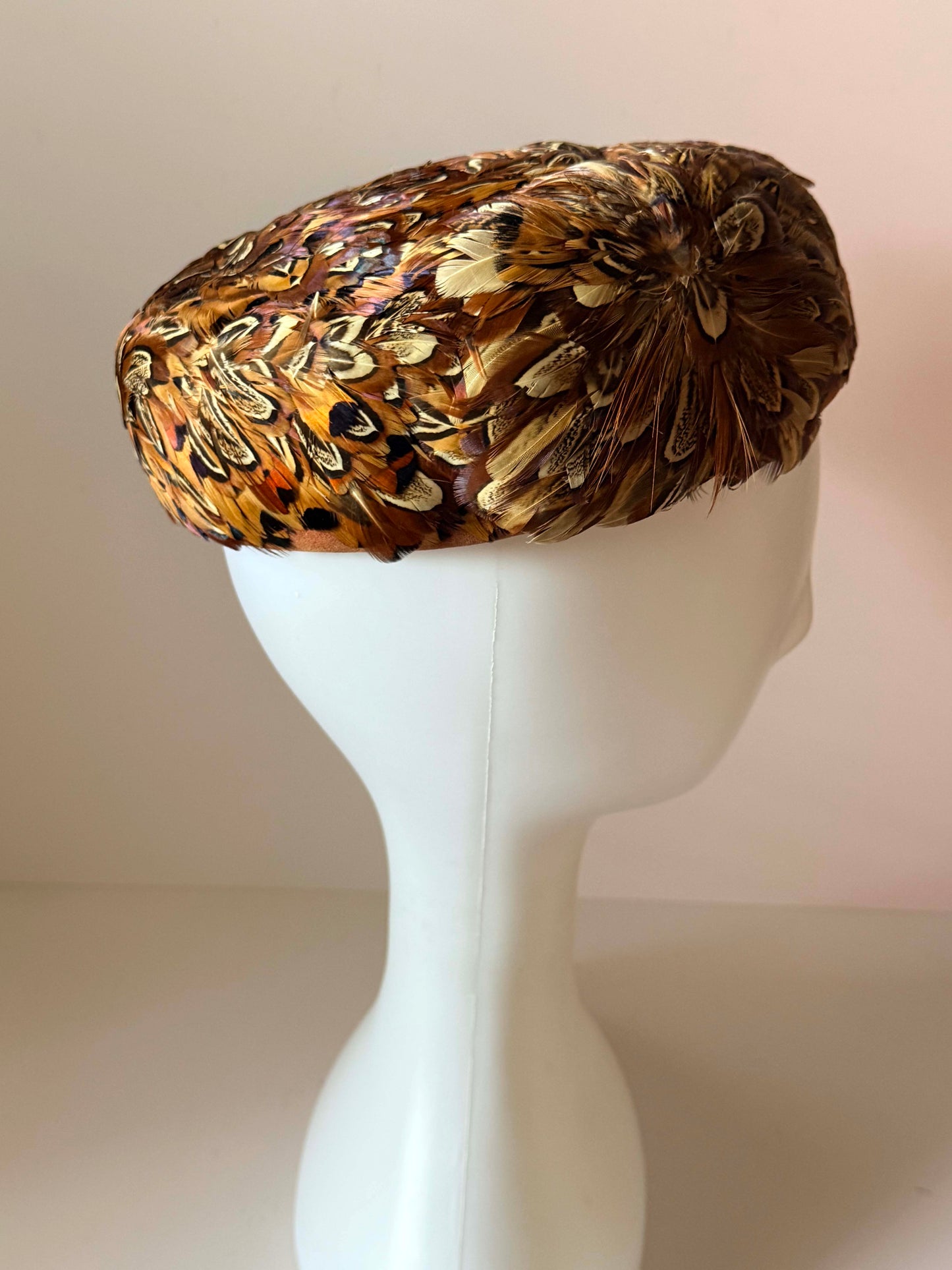 Vintage 1950s Pheasant Feather Pillbox Hat, Natural Feather Cocktail Hat, Brown Feather Fascinator, Mid Century Millinery, Elegant Vintage Hat