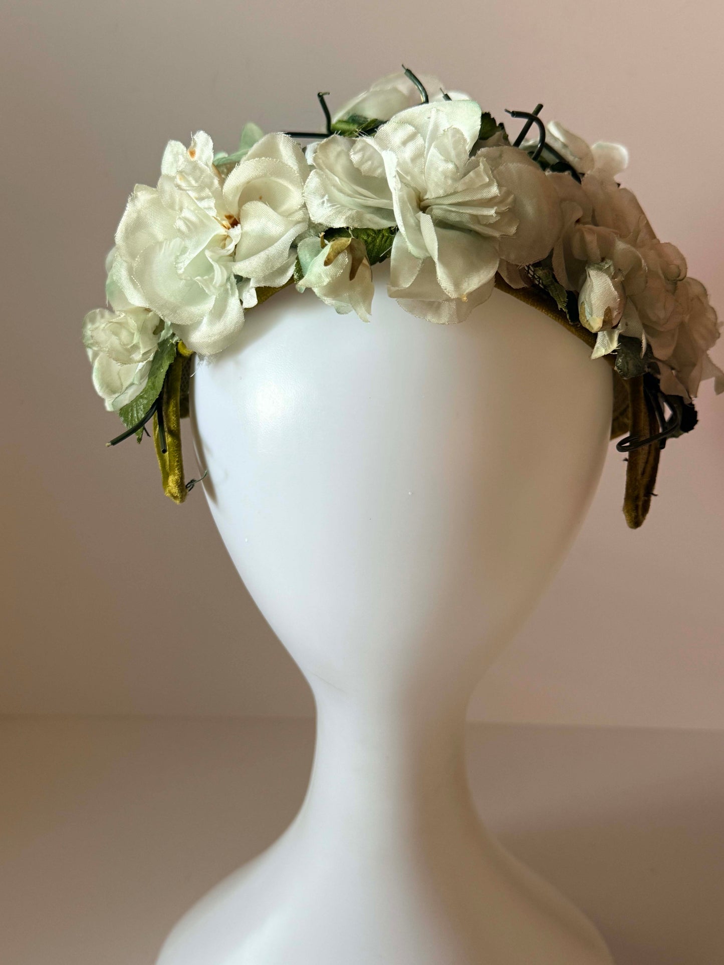 Vintage White Floral Halo Hat 1950s Bridal Flower Crown Wedding Fascinator Garden Party Headpiece