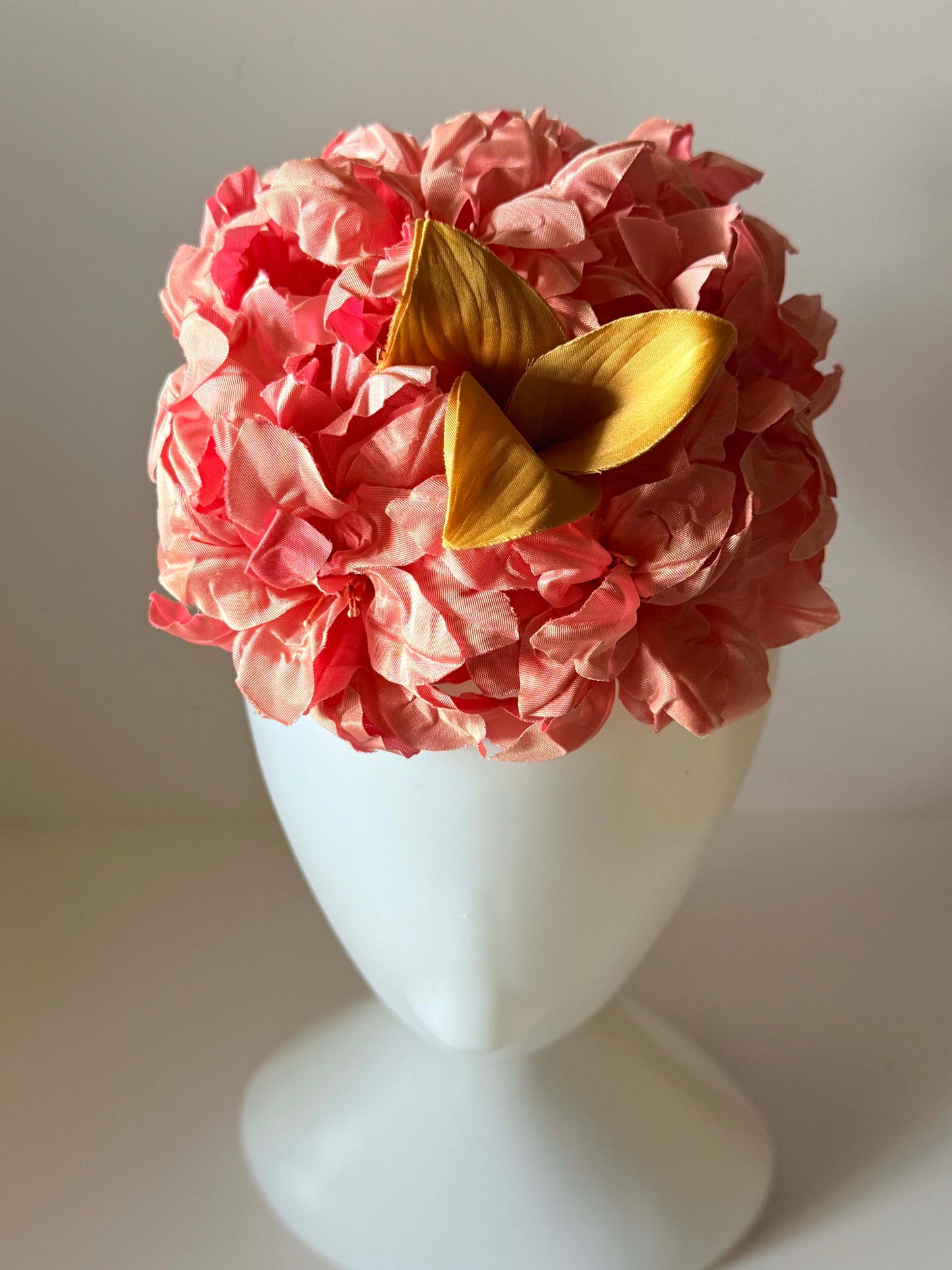 Vintage Pink Floral Cocktail Hat | 1960s Blossom Pillbox Fascinator | Garden Party Wedding Church Hat