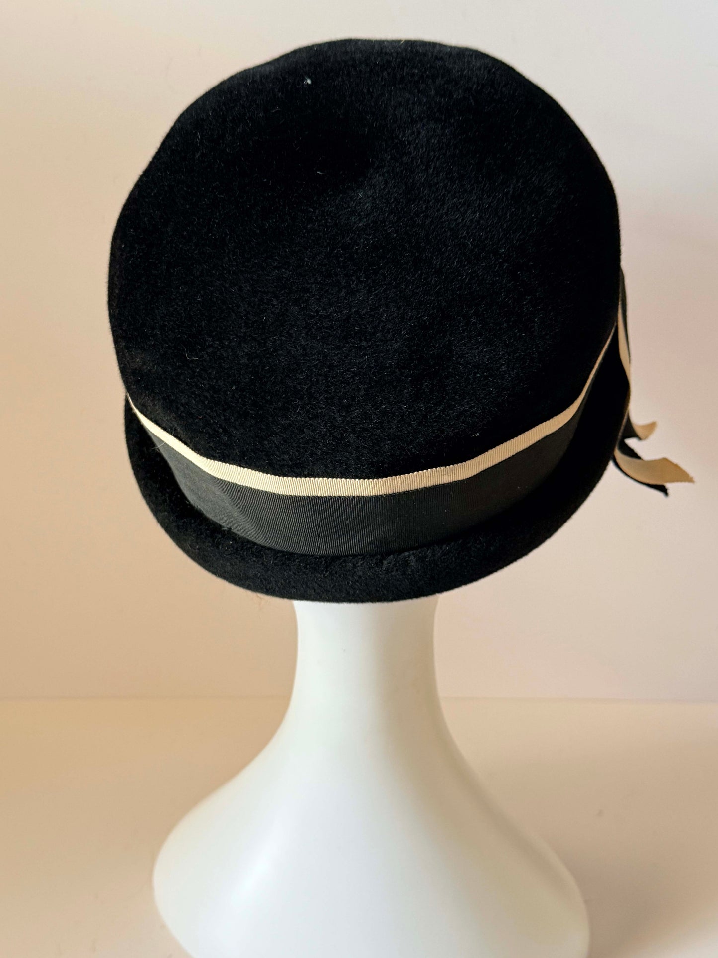 Vintage Adele Claire Black Velvet Cloche Hat 1960s Feather Cocktail Hat Black Wool Felt Designer Millinery