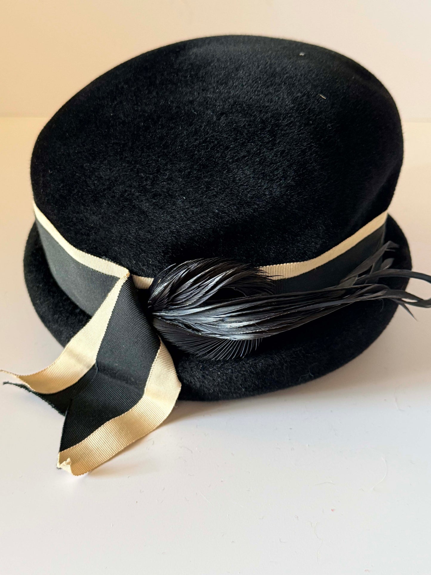 Vintage Adele Claire Black Velvet Cloche Hat 1960s Feather Cocktail Hat Black Wool Felt Designer Millinery