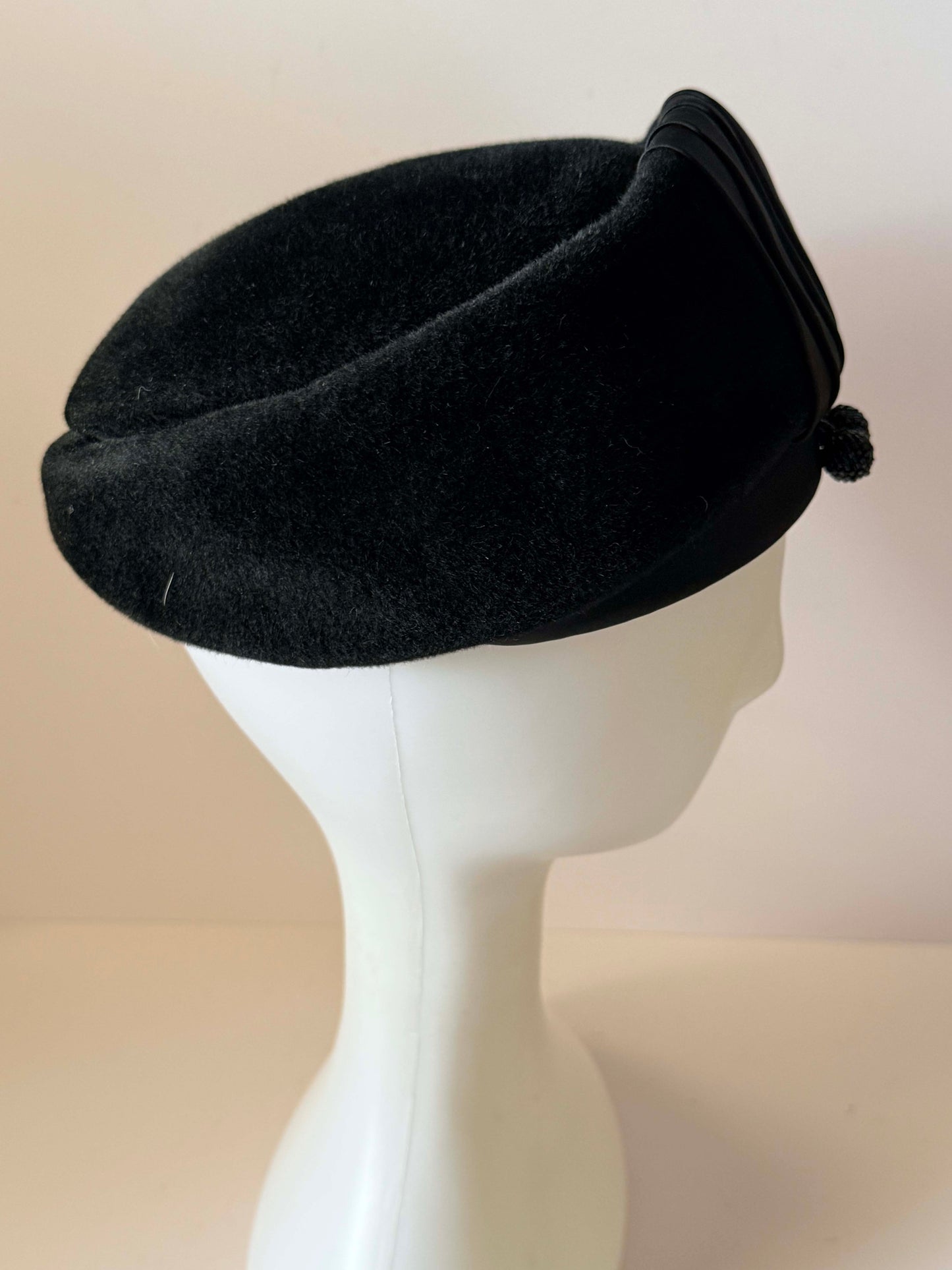 1960s Francois Paris New York Black Velvet Pillbox Hat Vintage Cocktail Hat Designer Millinery