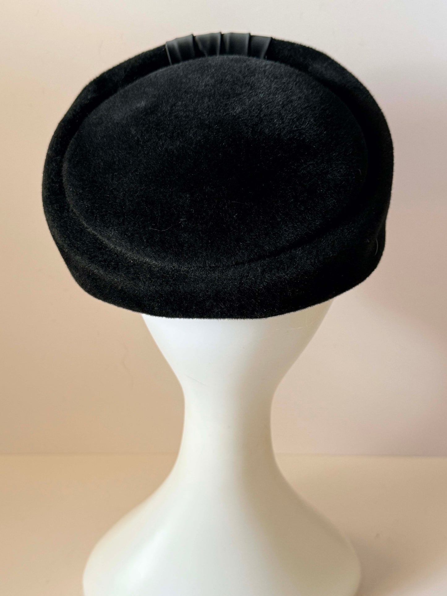 1960s Francois Paris New York Black Velvet Pillbox Hat Vintage Cocktail Hat Designer Millinery