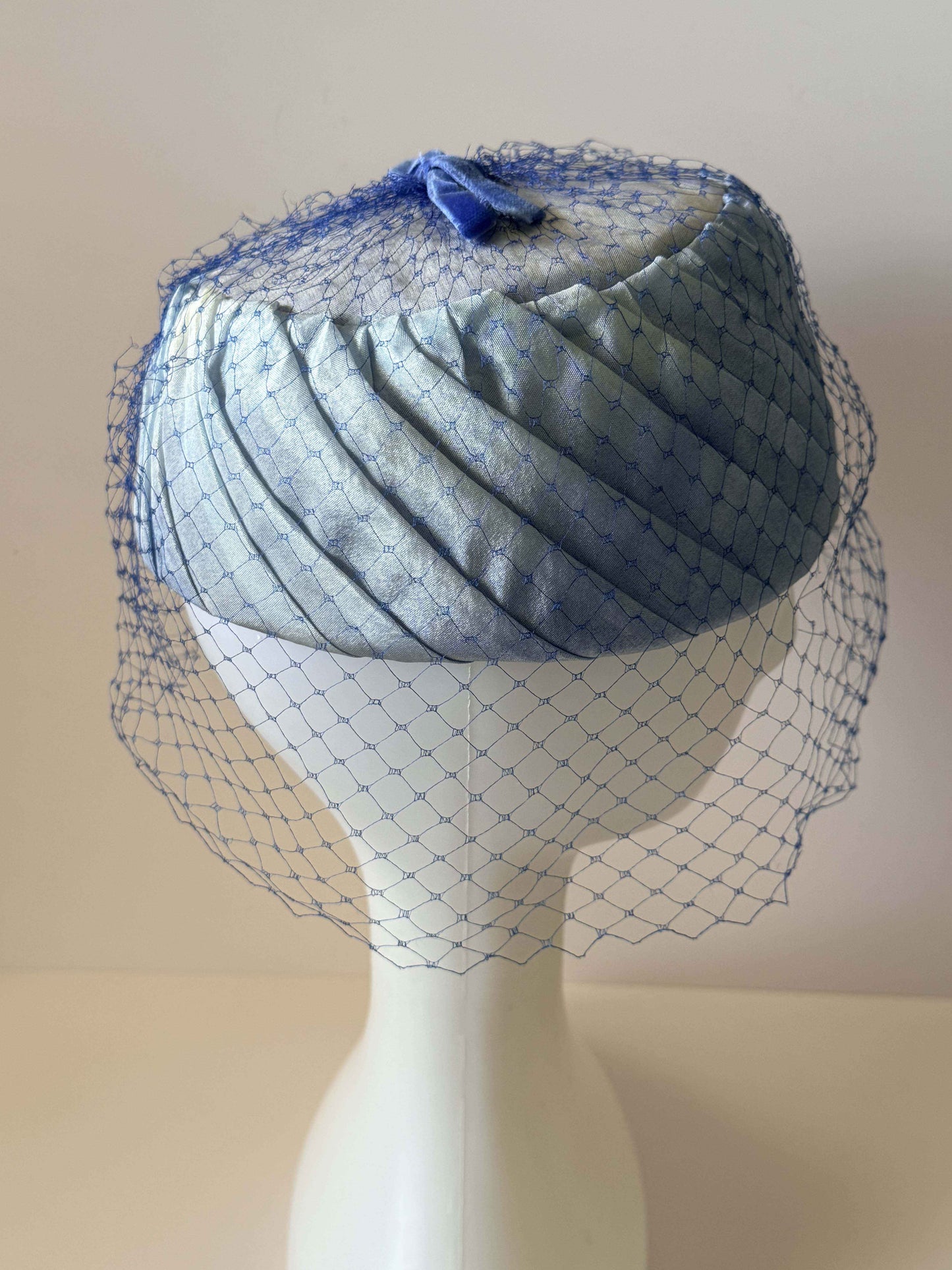 Vintage Ombre Blue Pillbox Hat Birdcage Veil 1960s Satin Cocktail Hat Ice Blue Royal Blue Church Derby Bridal Hat