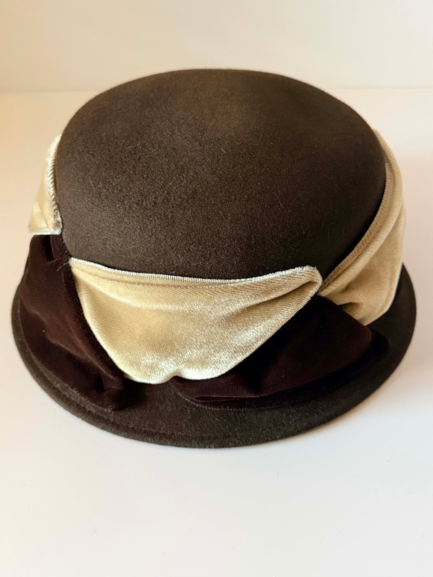 Vintage Brown Felt Cloche Hat Velvet Bow Chocolate Brown Cocktail Hat 1960s Women's Winter Millinery