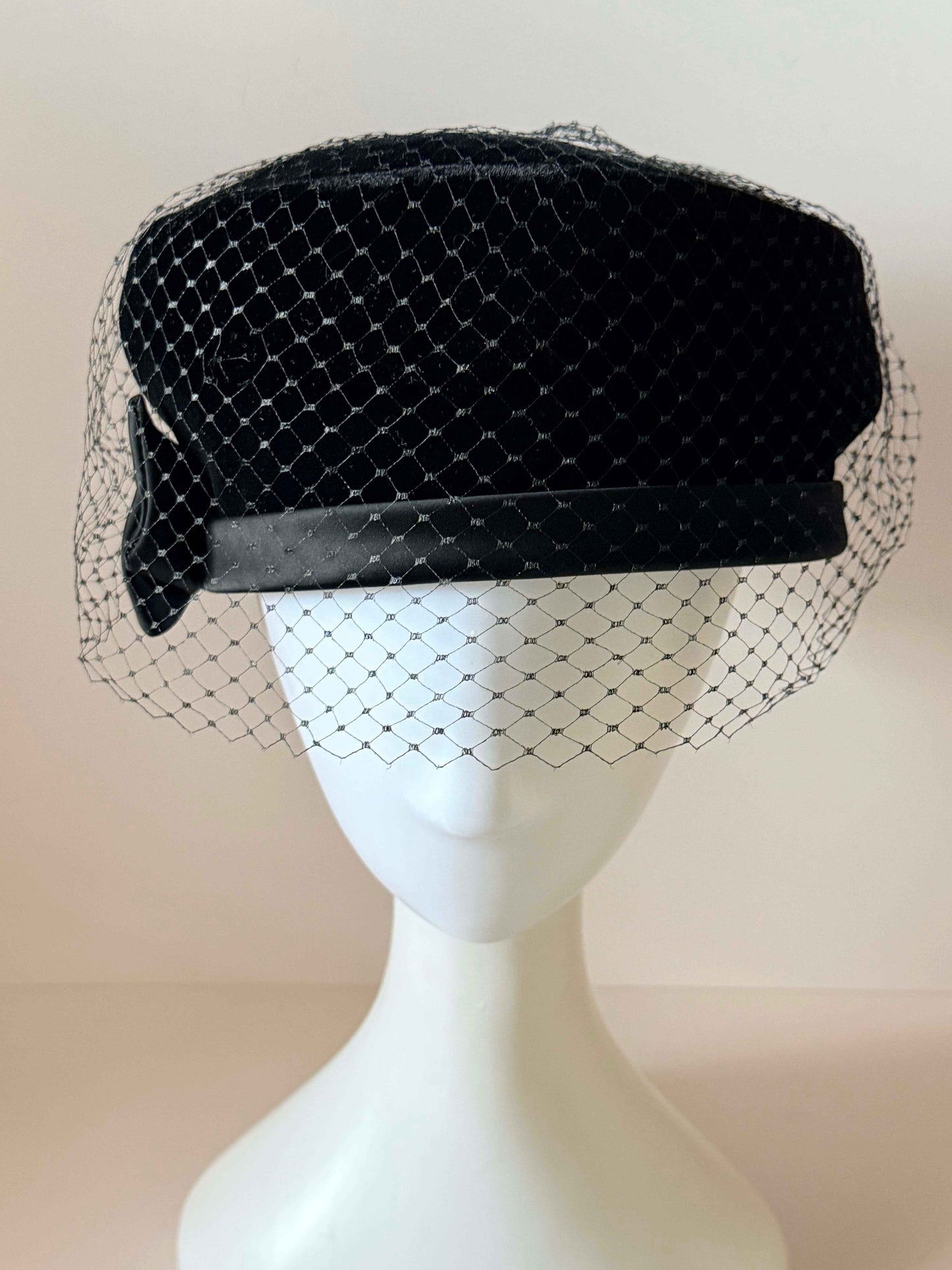 Vintage Black Velvet Pillbox Hat, Birdcage Veil Hat, Satin Bow Cocktail Hat, Vintage Funeral Hat, Women's Formal Hat, Classic Millinery