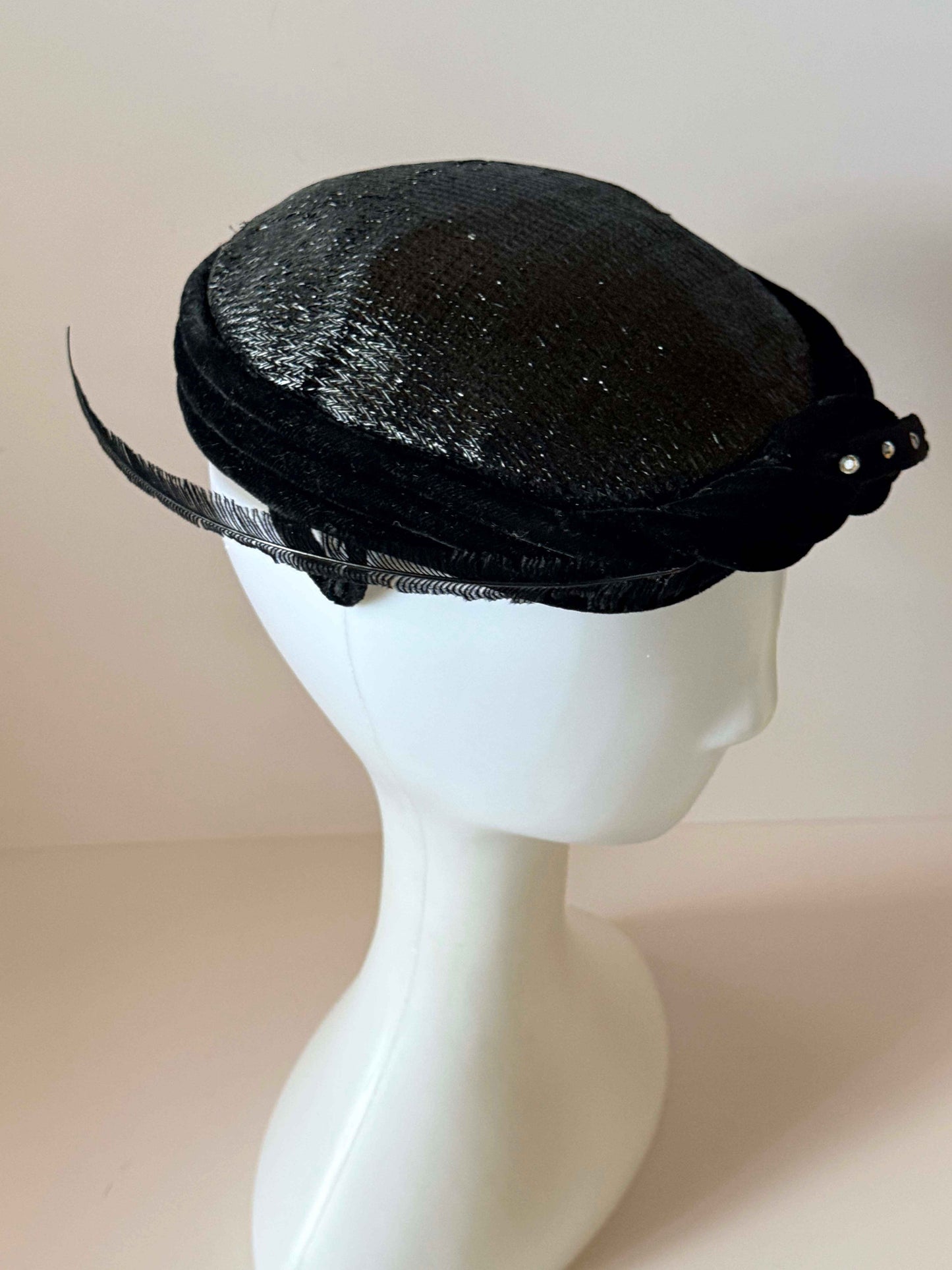 Vintage Black Pillbox Hat, Velvet Trim Hat, Sinamay Cocktail Hat, Feather Fascinator, Classic Formal Hat, Elegant Vintage Millinery