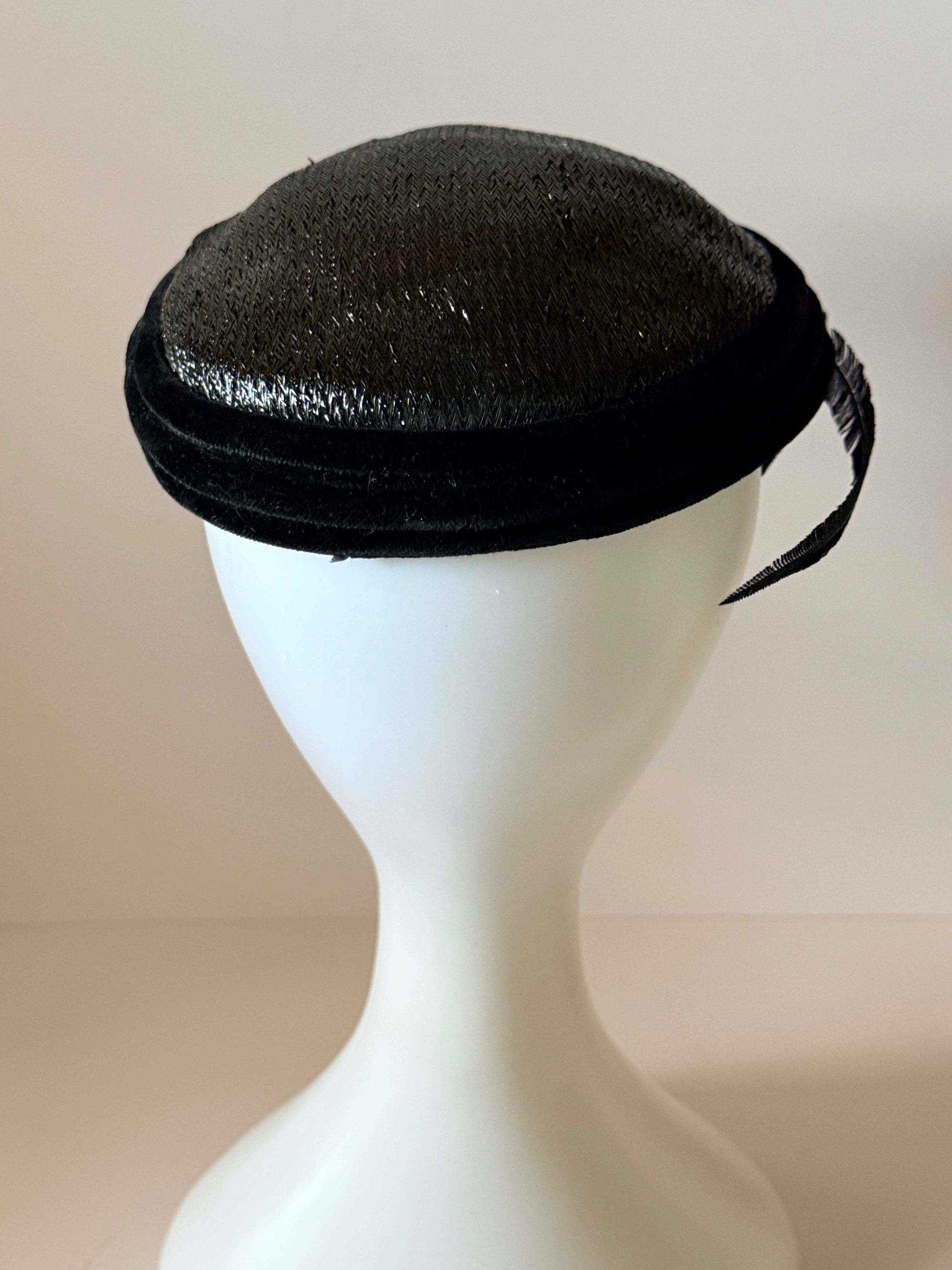 Vintage Black Pillbox Hat, Velvet Trim Hat, Sinamay Cocktail Hat, Feather Fascinator, Classic Formal Hat, Elegant Vintage Millinery