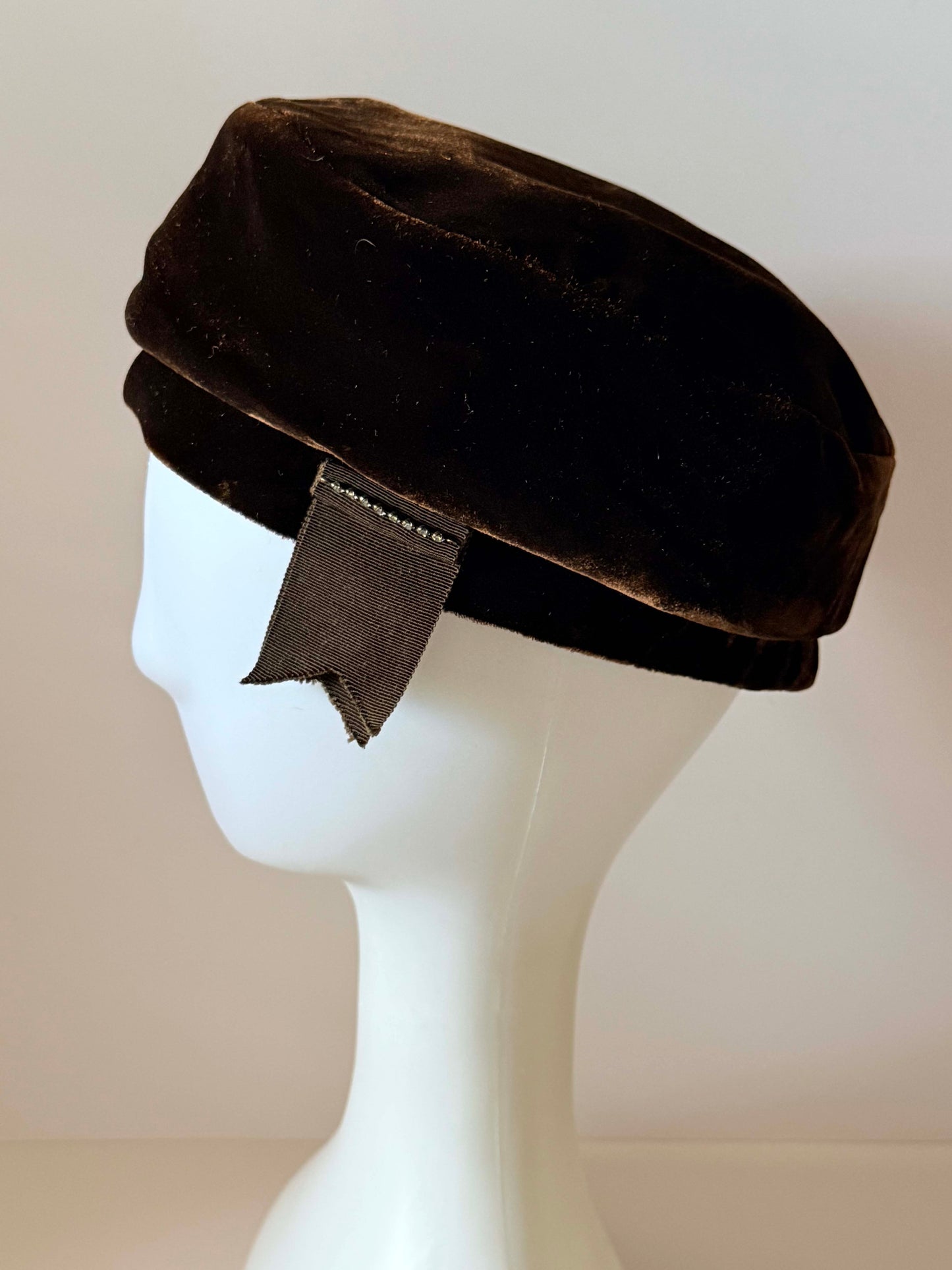 Vintage Brown Velvet Pillbox Hat 1960s Chocolate Brown Cocktail Hat Classic Mid Century Church Hat Elegant Millinery