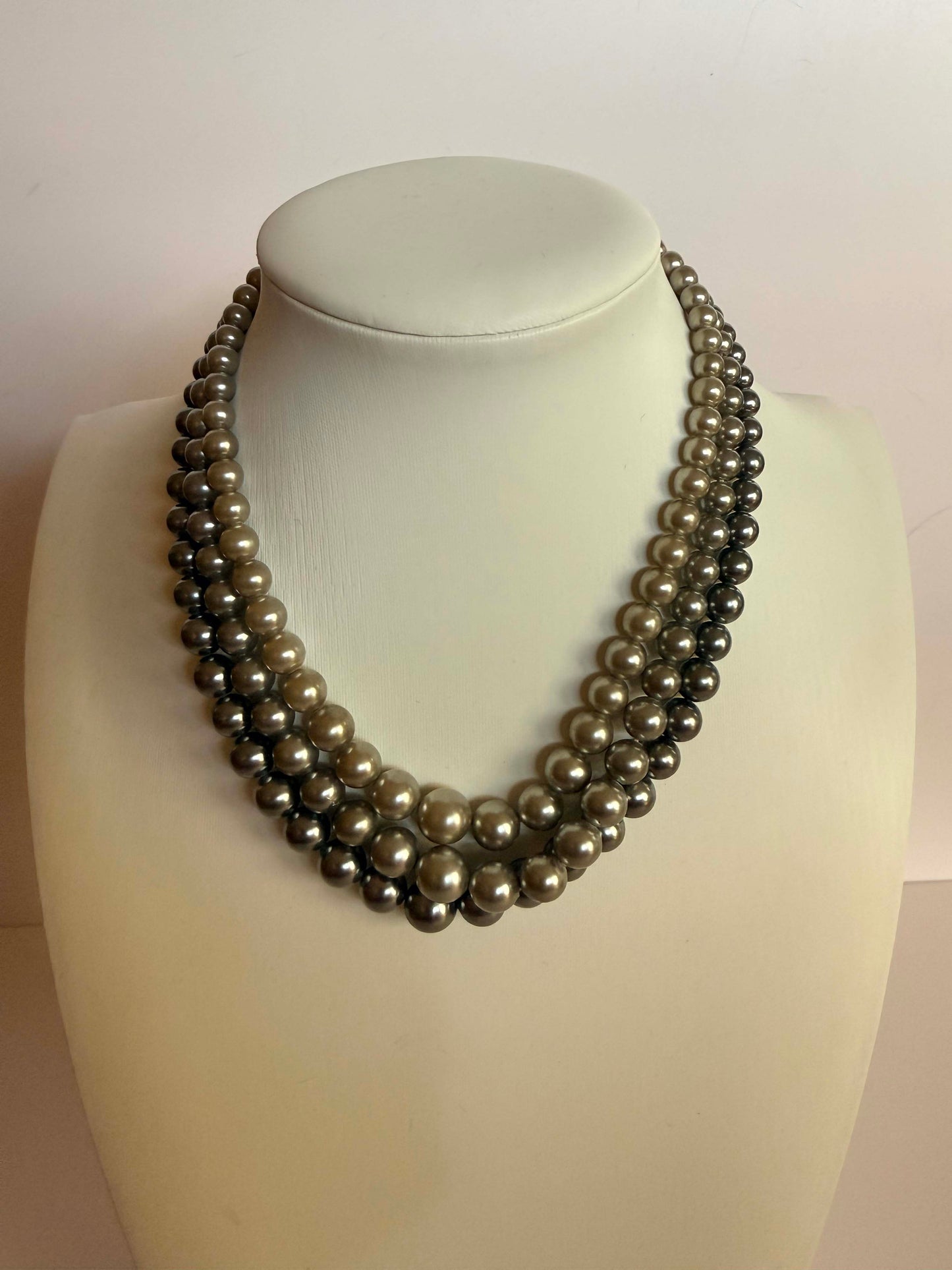 Vintage Gray Faux Pearl Necklace | Triple Strand Silver Pearl Statement Necklace | Layered Pearl Jewelry | Classic Vintage Necklace