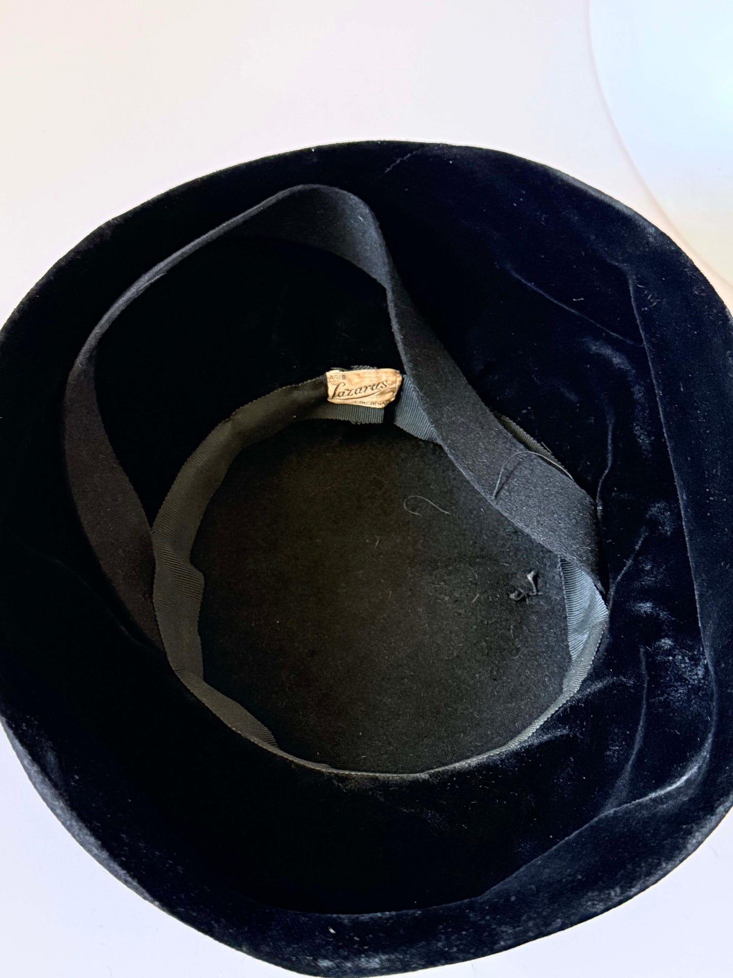 Vintage Lazarus 1950s Black Velvet Felt Hat – Sculptural Bow Hat, Mid Century Style, Classic Audrey Hepburn Style