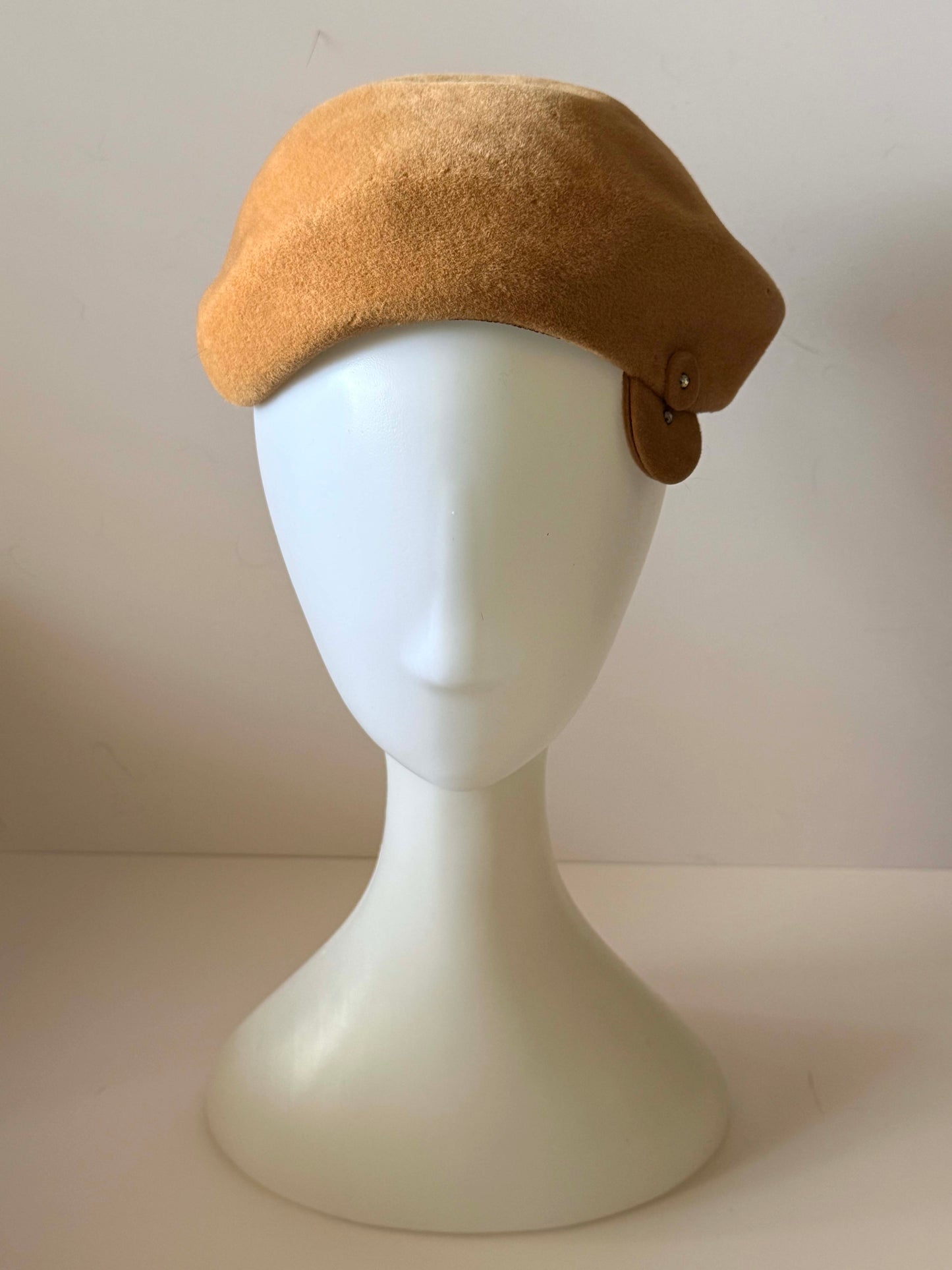 Vintage Rothschilds Camel Wool Felt Beret with Rhinestone – Classic French Style Velour Hat