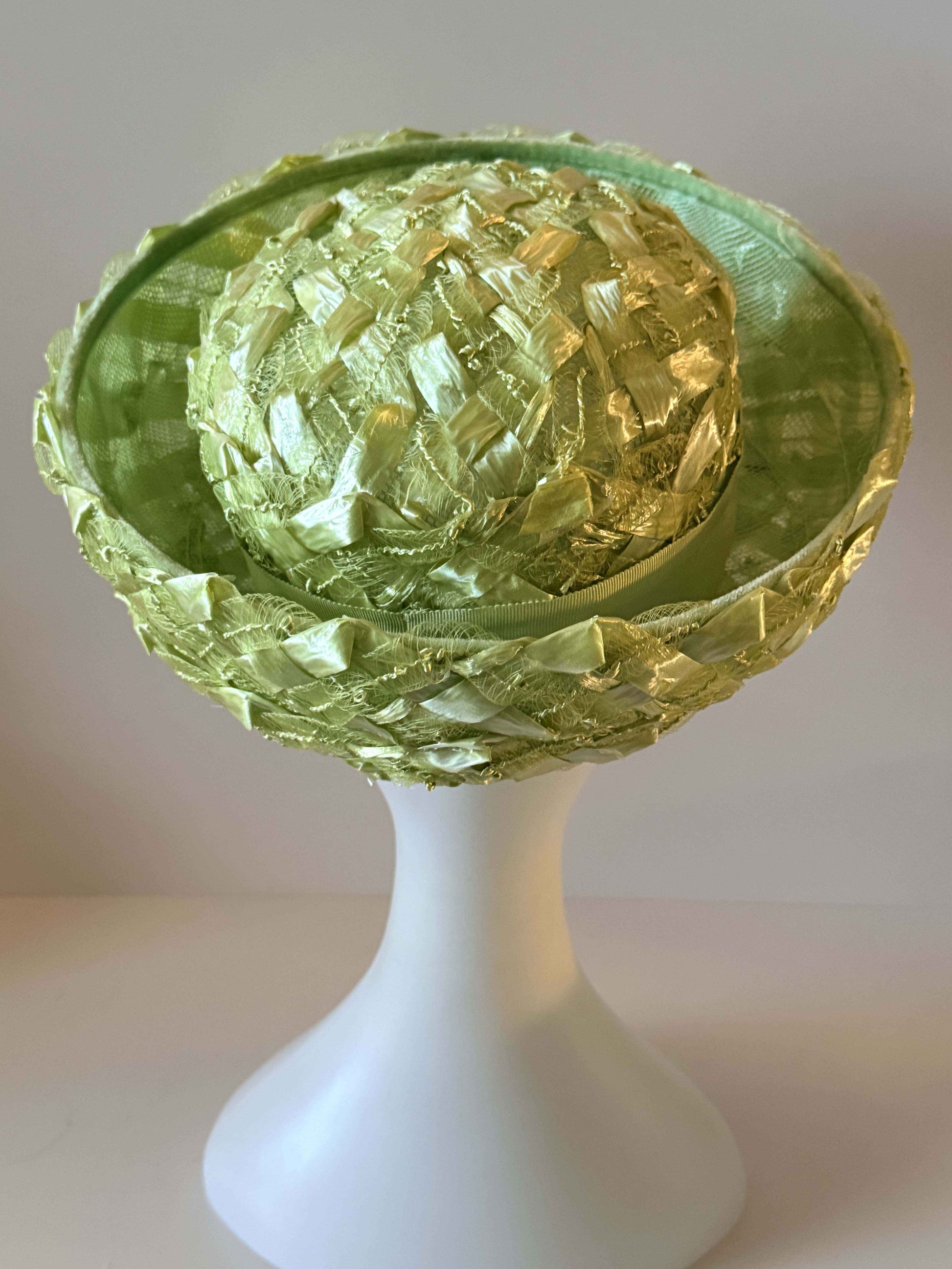 Vintage Green Breton Cocktail Hat, 1950s Spring Green Hat, Union Made Favorite Millinery, Woven Cellophane Hat, Mid Century Women's Hat