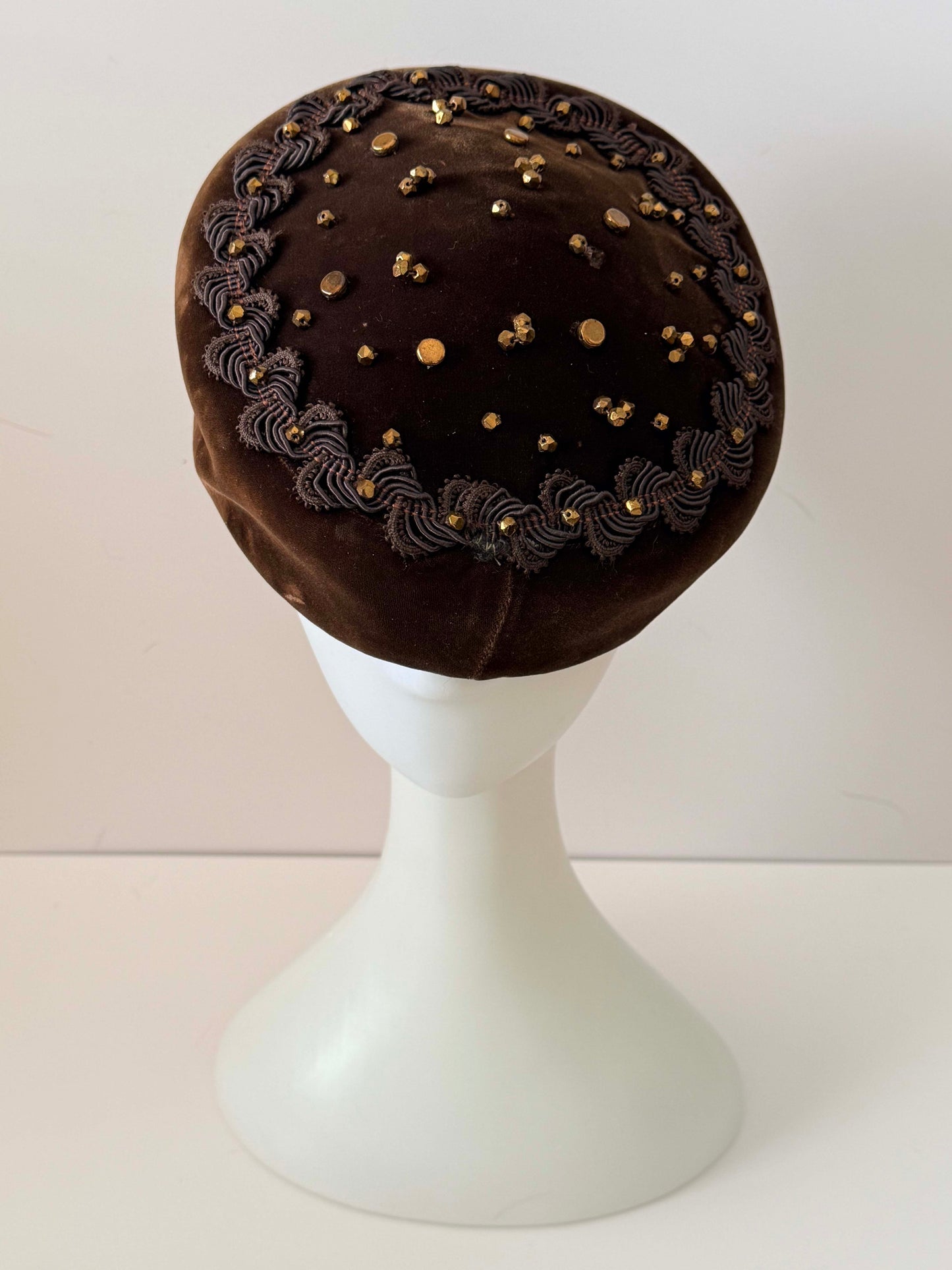 Vintage Brown Velvet Beaded Cocktail Hat – 1950s Bronze Studded Pillbox with Embroidered Trim