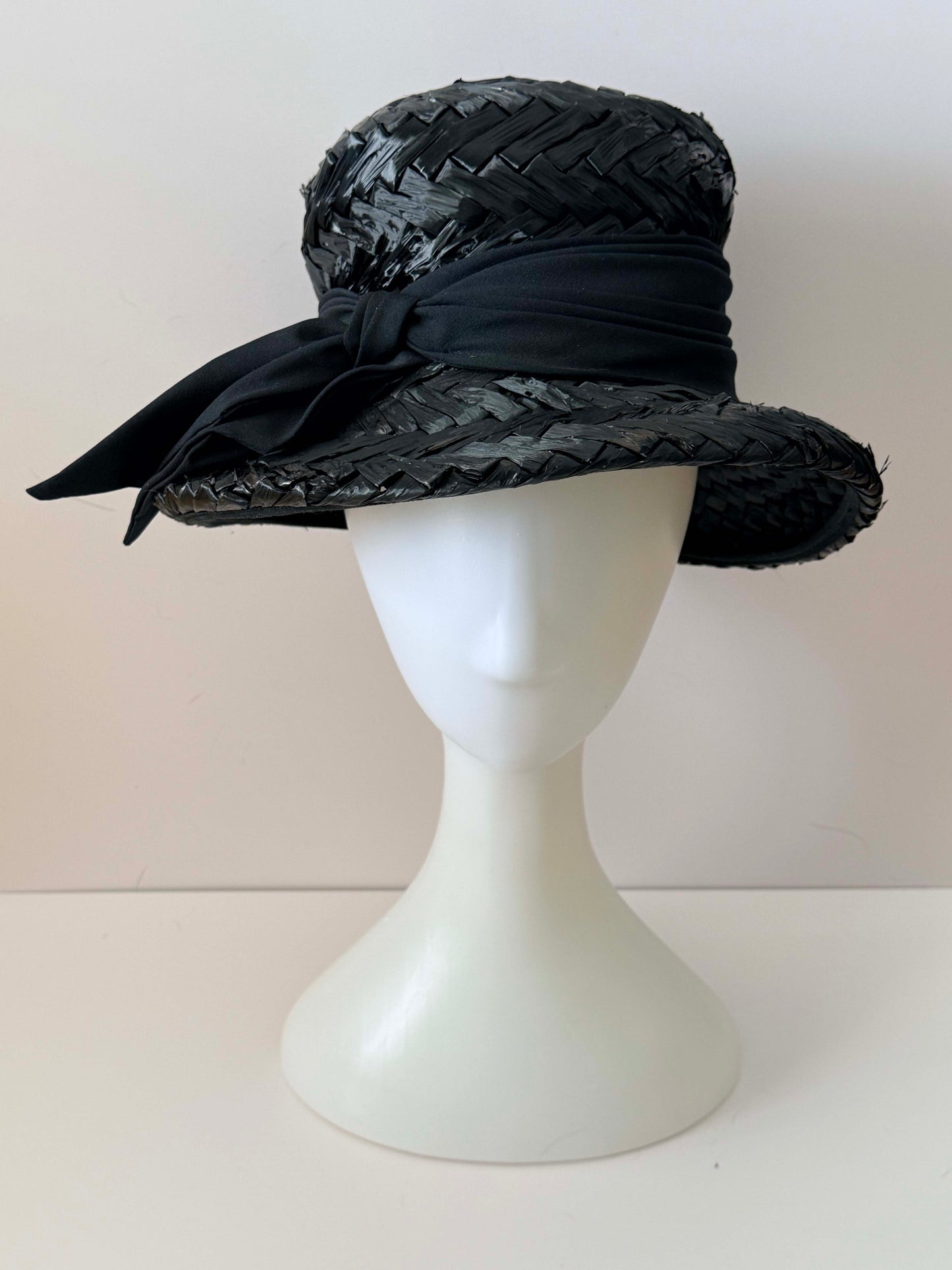 Vintage Black Raffia Bucket Hat – Katz Nannette Chapeaux Woven Straw with Silk Wrap Bow