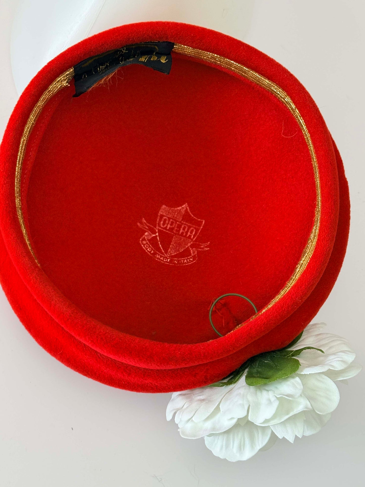 Vintage Red Wool Felt Tilt Hat with White Flower – Restored 1940s 1950s Italian Opera Hat – Classic Hollywood Glamour Statement