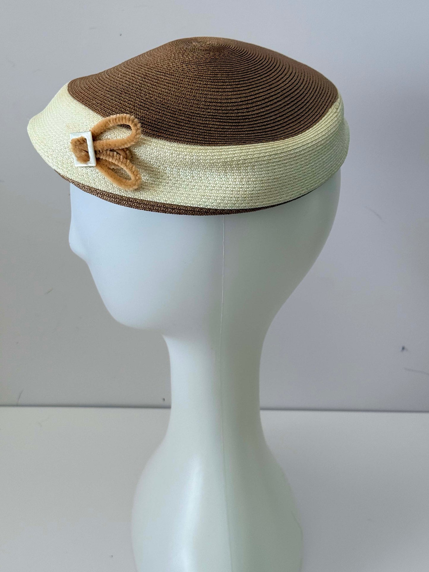 Vintage 1960s Brown & Cream Straw Hat – Joseph Horne Co Pittsburgh – Cromwell Hats – Two Tone Summer Pillbox Cap with Bow Detail
