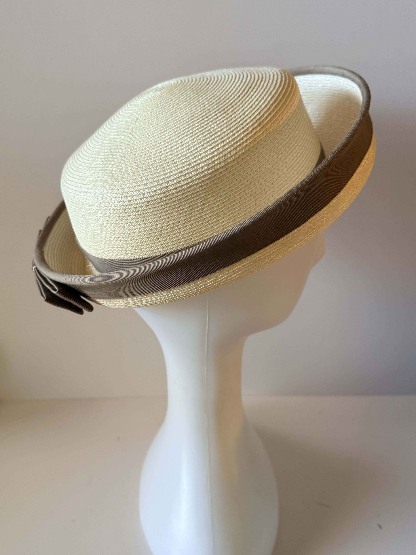 Vintage Ivory Straw Boater Hat Taupe Grosgrain Bow Mid Century Skimmer Hat Summer Straw Hat 1950s 1960s Women's Millinery