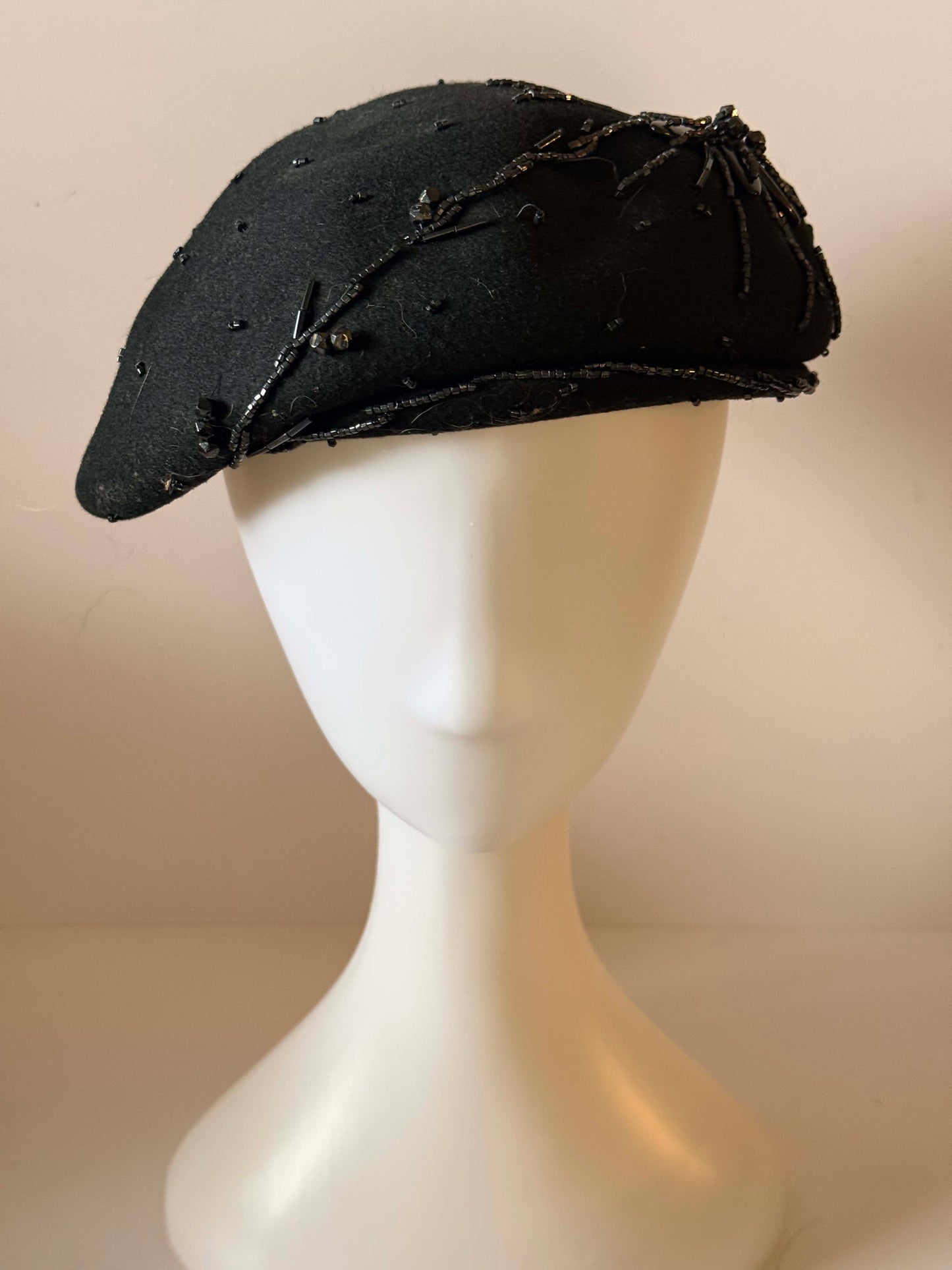 Vintage 1950s Black Beaded Beret Hat – Glenover Henry Pollak Co New York Wool Felt Beret