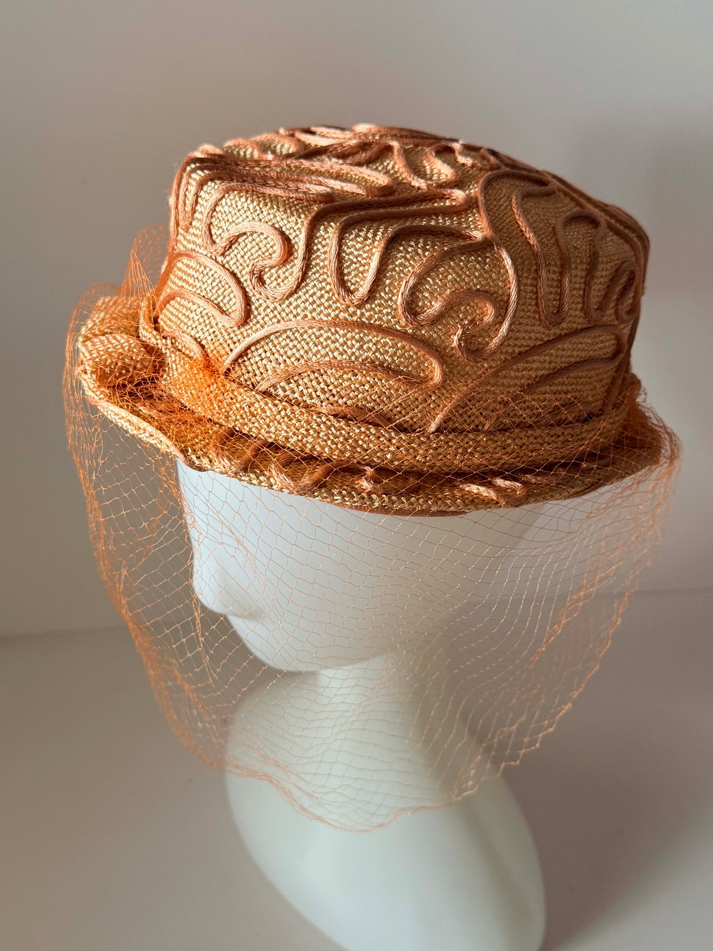 Vintage Walter King Veiled Pillbox Hat | Peach Straw Cocktail Hat | 1950s Sculptural Pillbox | Mid Century Wedding Hat