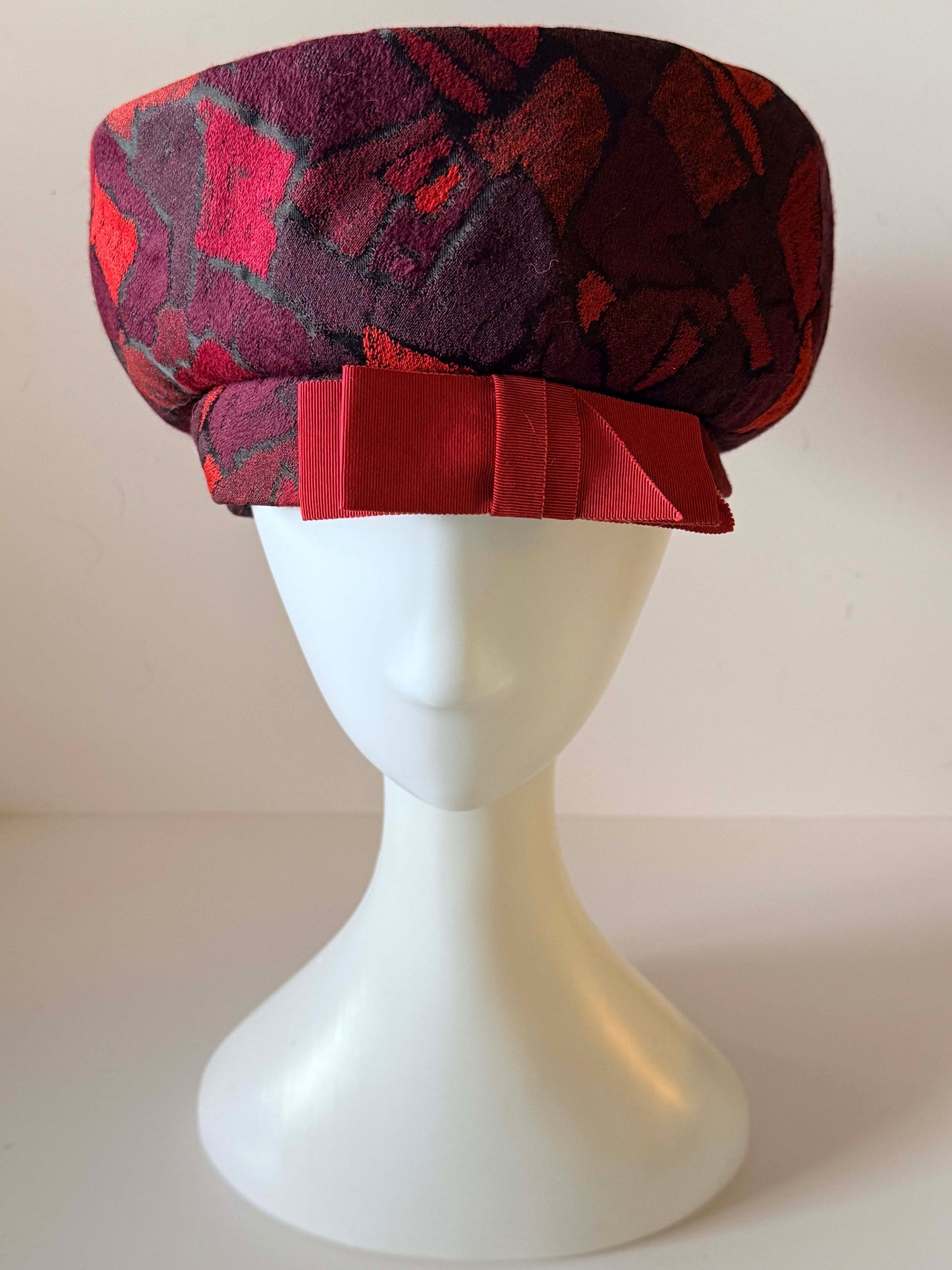 Vintage 1950s Burgundy & Red  Velvety Brocade Hat – Sculpted Mid-Century Cocktail Cap with Grosgrain Bow