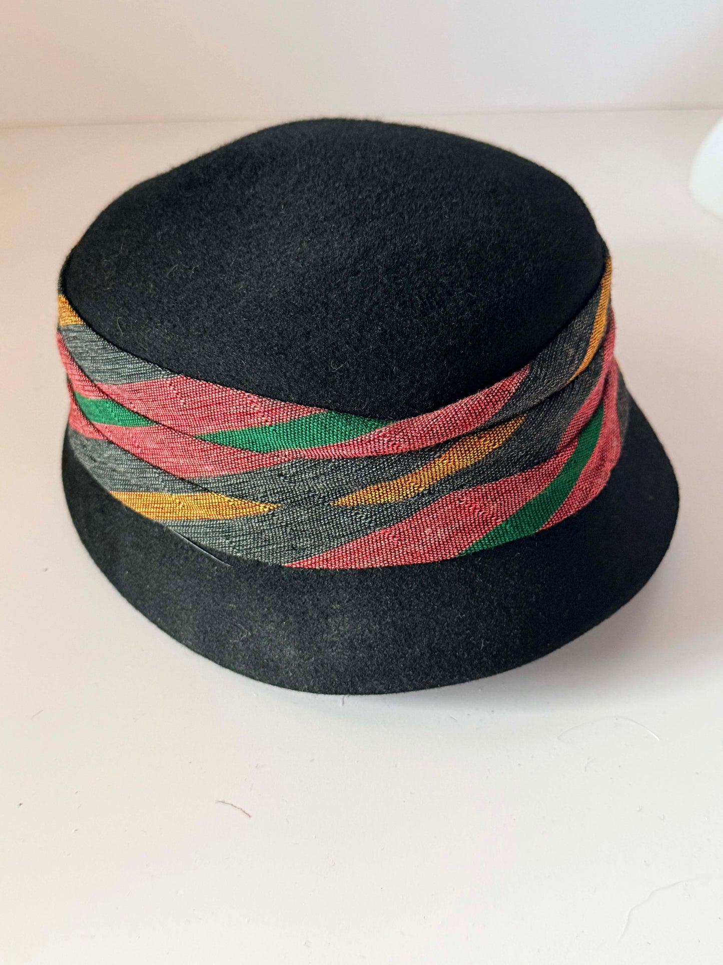 Vintage Black Wool Cloche Hat | 1960s Bell Cloche Hat | Abstract Ribbon Trim | Women's Mod Cocktail Hat | Vintage Millinery