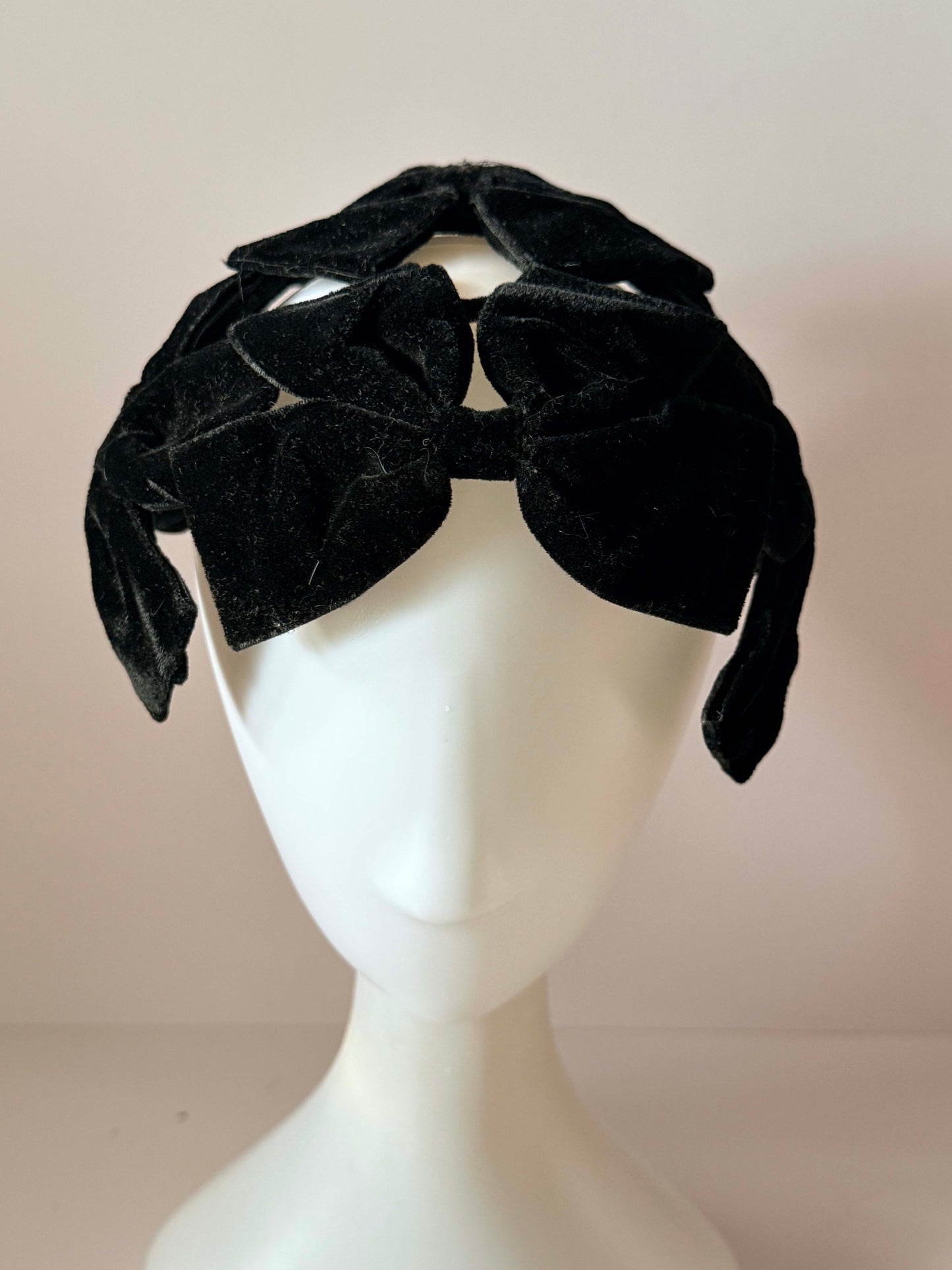 Vintage Black Velvet Bow Hat | 1950s Cocktail Hat | Sculptural Open Crown Halo Hat | Avant Garde Millinery | Evening Hat | Ginger and Tonic