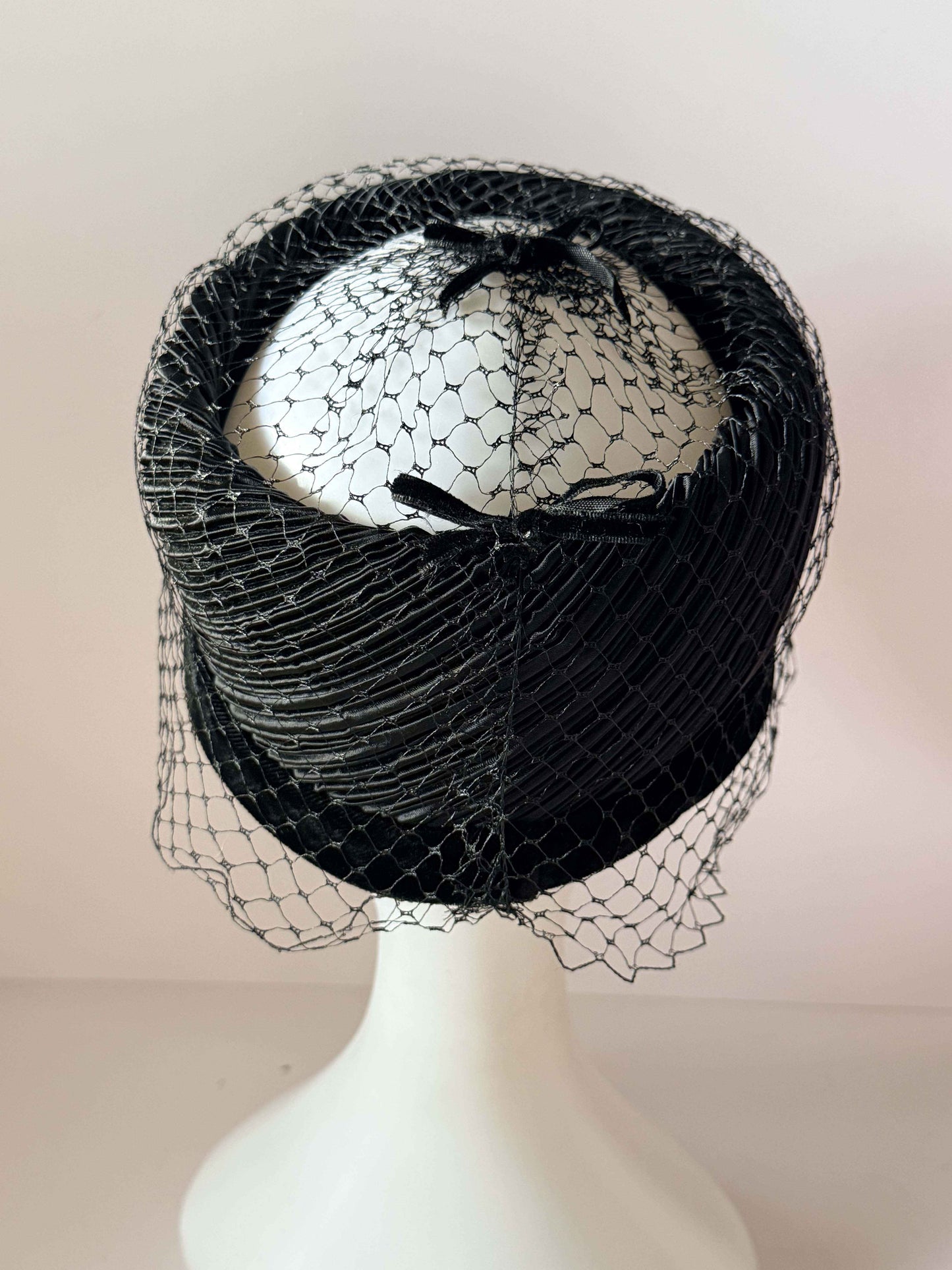 Vintage Black Satin Halo Hat with Birdcage Veil | 1950s Cocktail Halo Hat | Draped Satin Fascinator | Old Hollywood Formal Millinery | Vintage Evening Hat