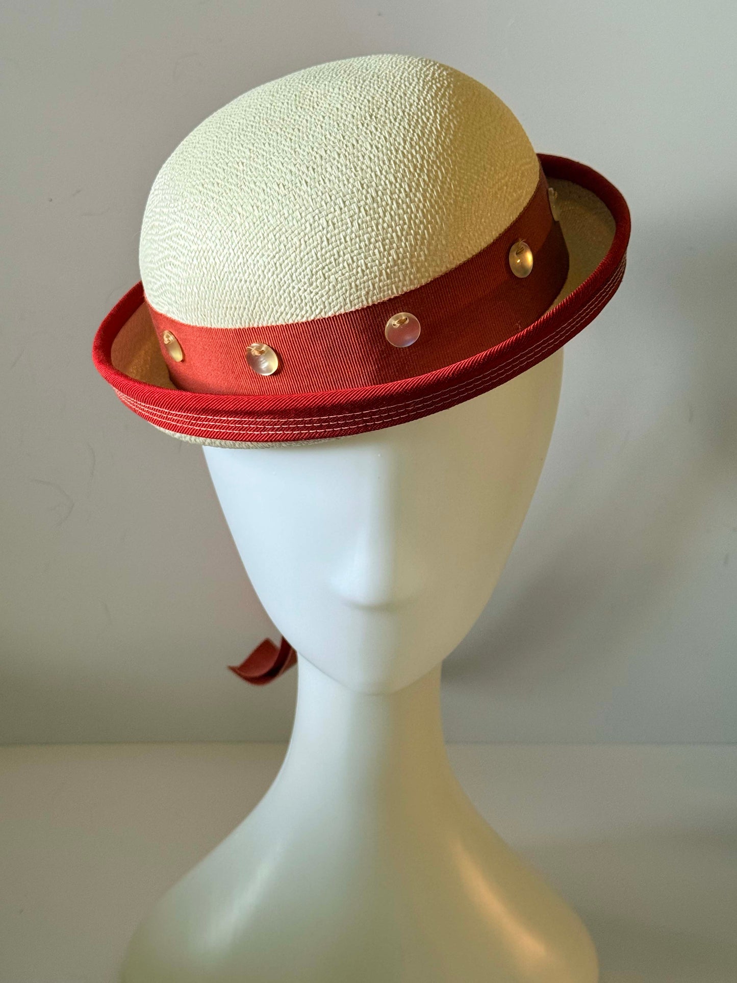 Vintage 1960s Cream Straw Breton Boater Hat with Rust Red Ribbon and Mother of Pearl Studs