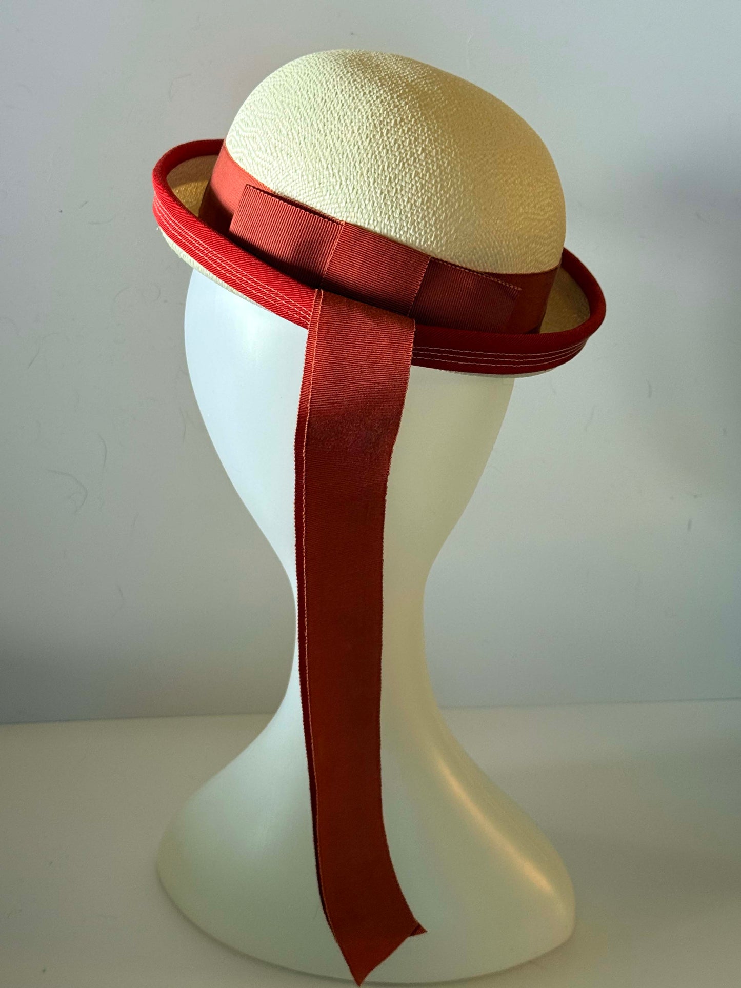 Vintage 1960s Cream Straw Breton Boater Hat with Rust Red Ribbon and Mother of Pearl Studs